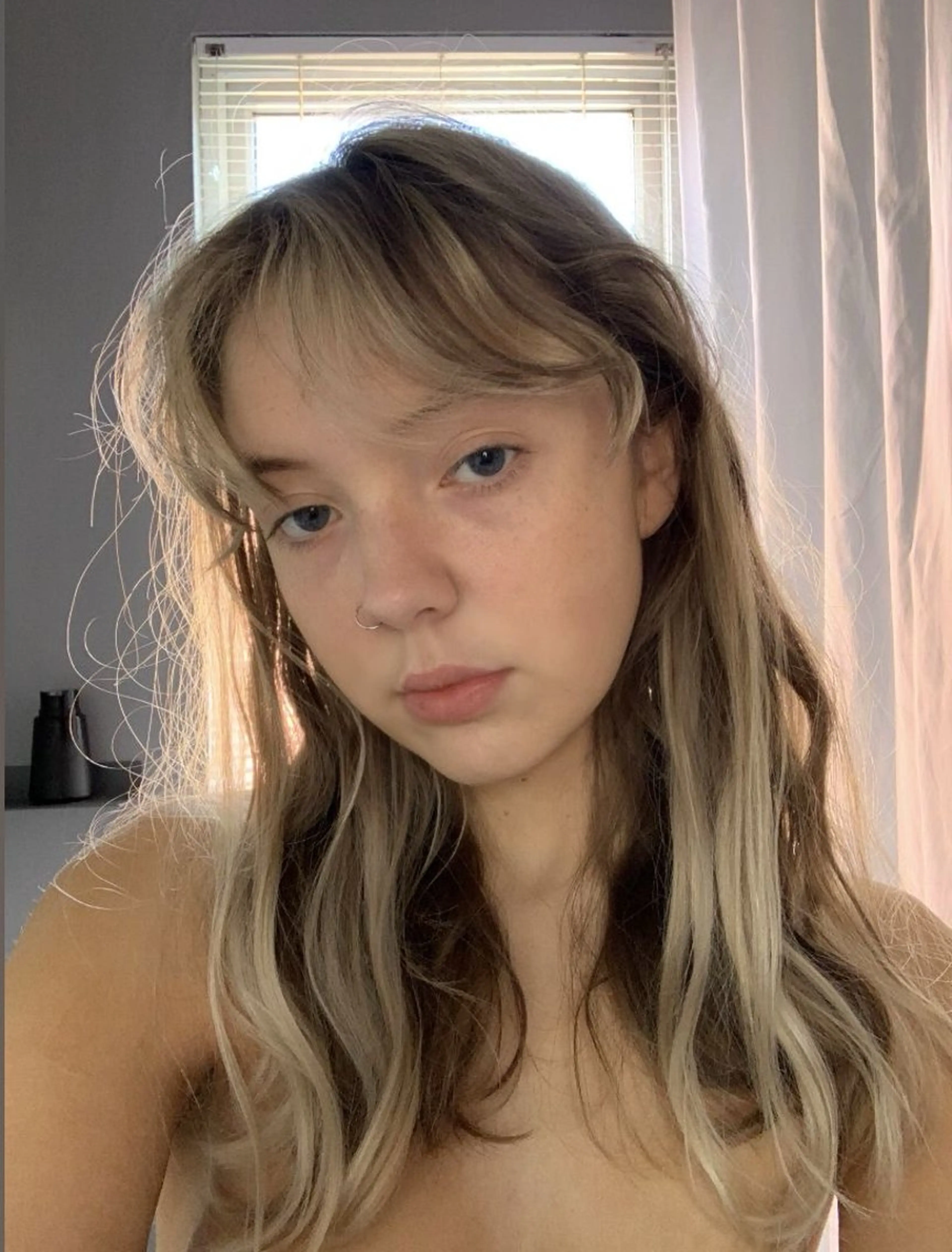 カラー 南 瑠奈のヘアスタイル