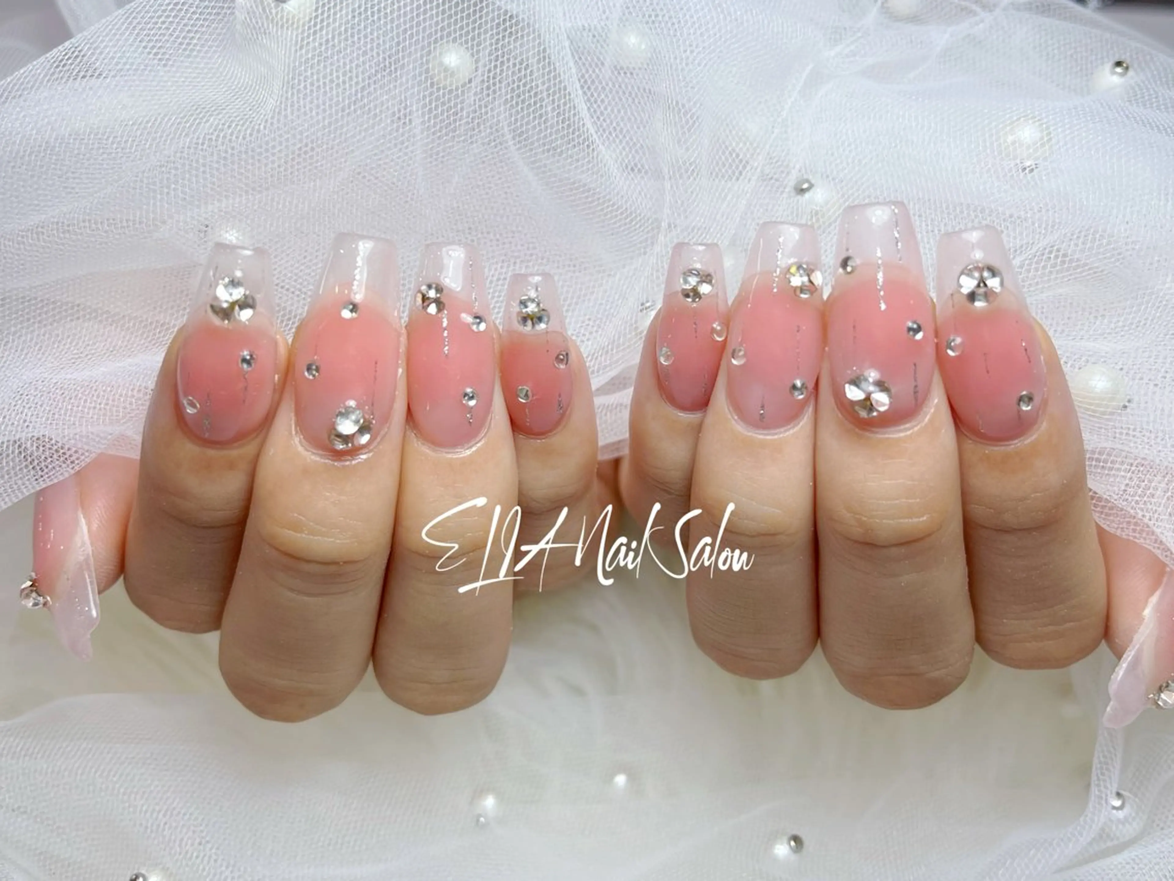 セミロング cici nailのネイルデザイン