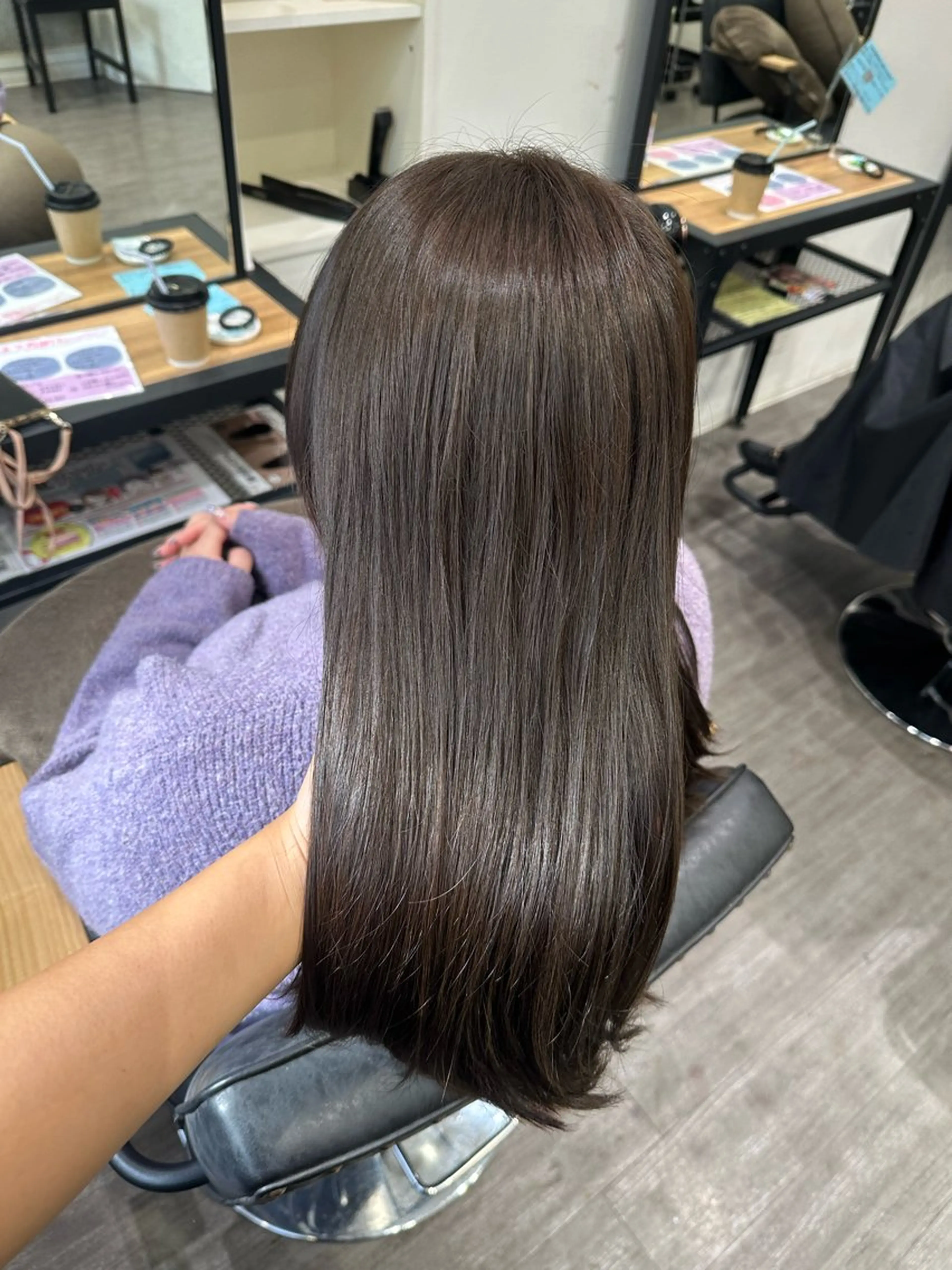 セミロング カラー アッシュ アッシュグレー アッシュグレージュ グレージュ カット ヘアカラー トリートメント 艶髪レイヤー上田 紗也🇰🇷💗のヘアスタイル