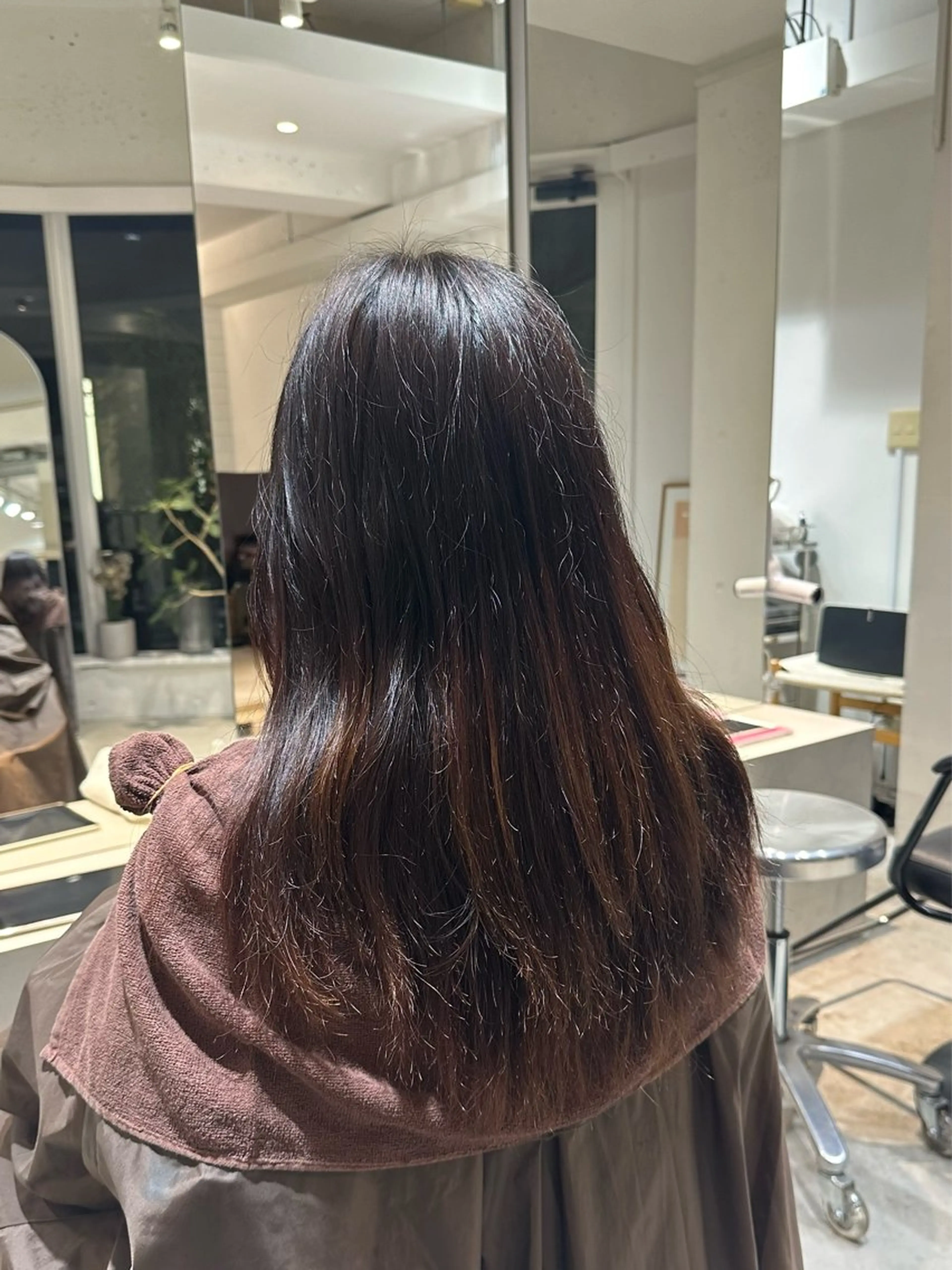 ロング カラー ブリーチ ニュアンスカラー/ amikaのヘアスタイル