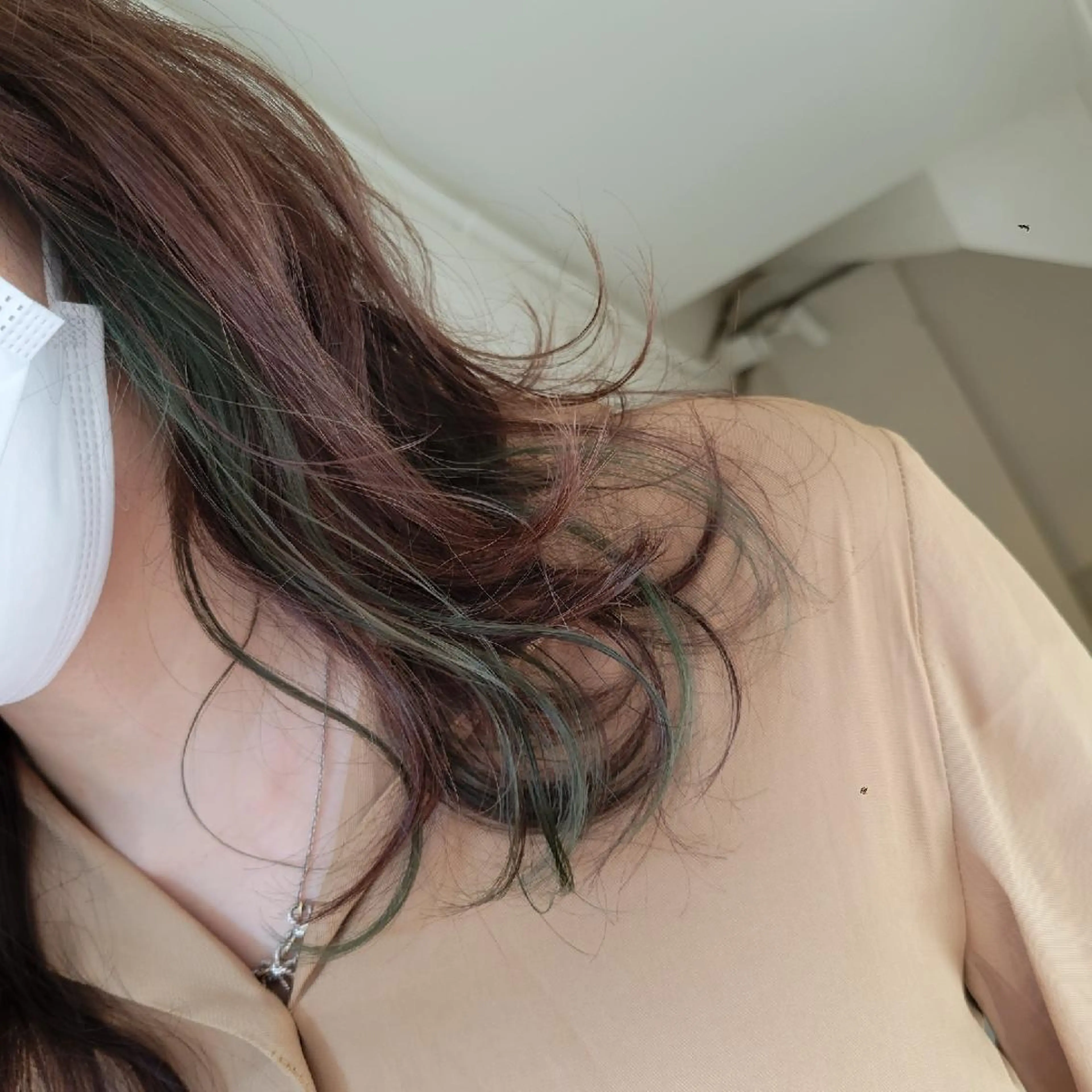 セミロング ヘアカラー トリートメント 🇰🇷透明感×ハイ トーン🌟tomoのヘアスタイル