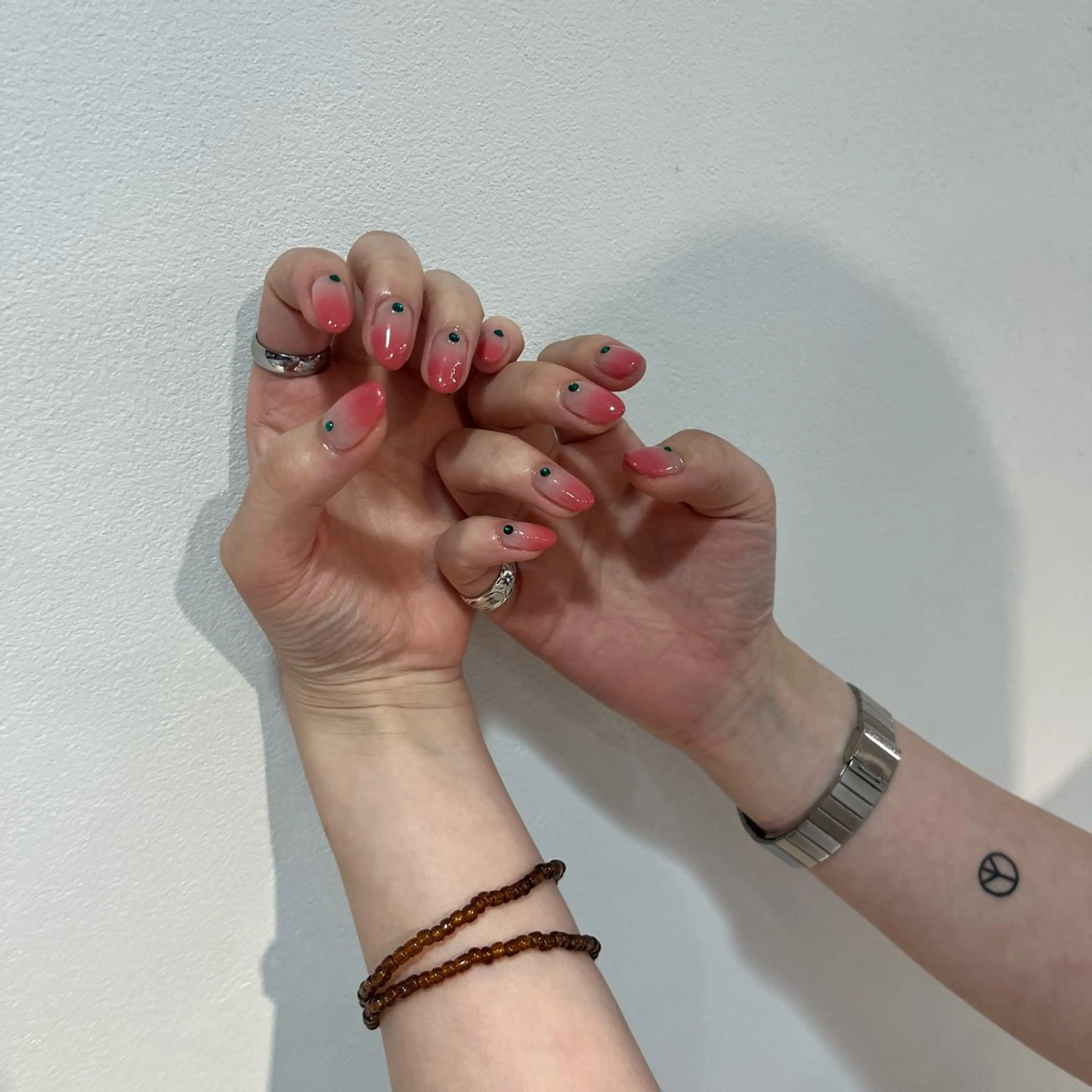 ネイル ストーンネイル muguet所属・nonoka 🌙のネイルデザイン