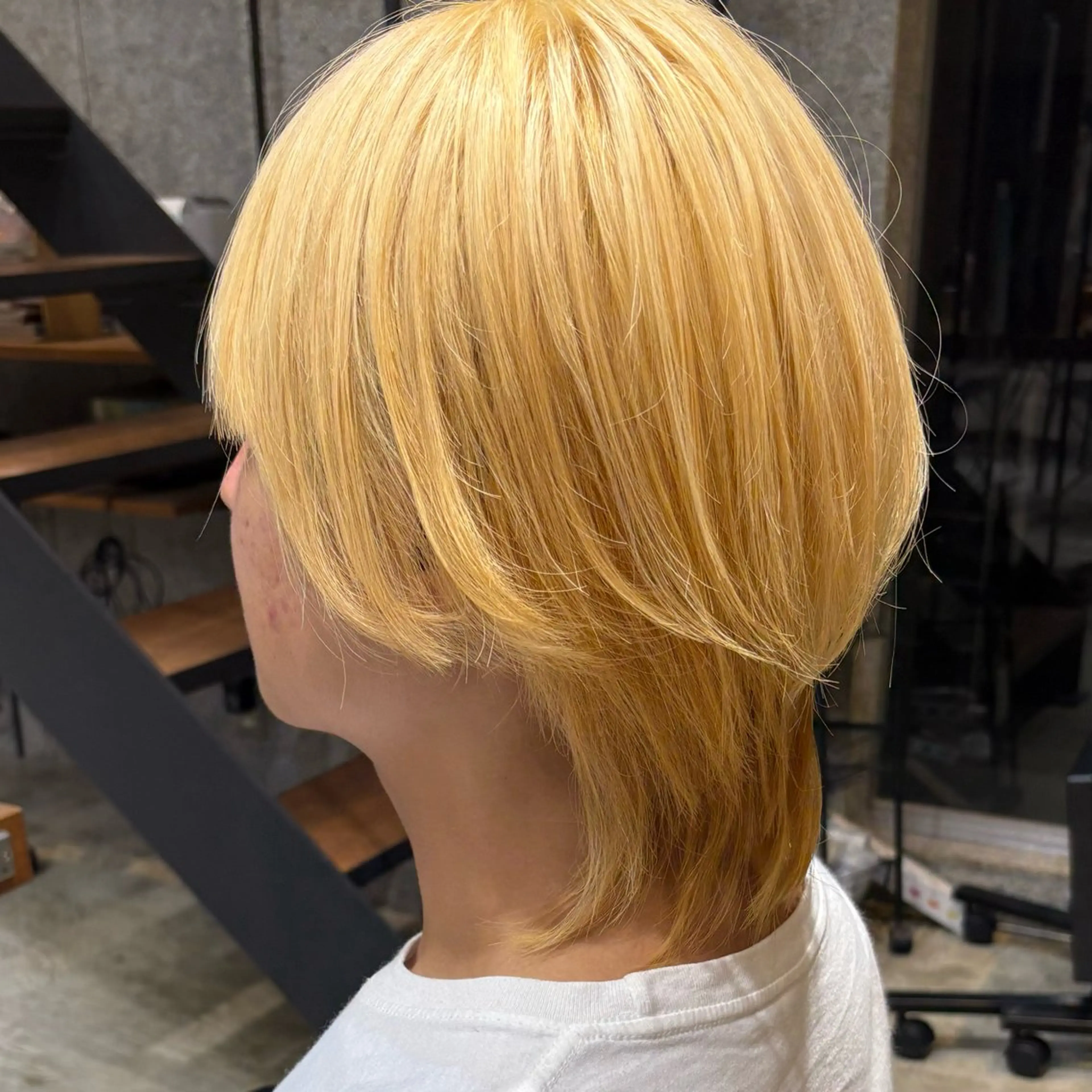 ショート カラー メンズ ヘアカラー ブリーチカラー特化 🥣/渡邉日向のヘアスタイル