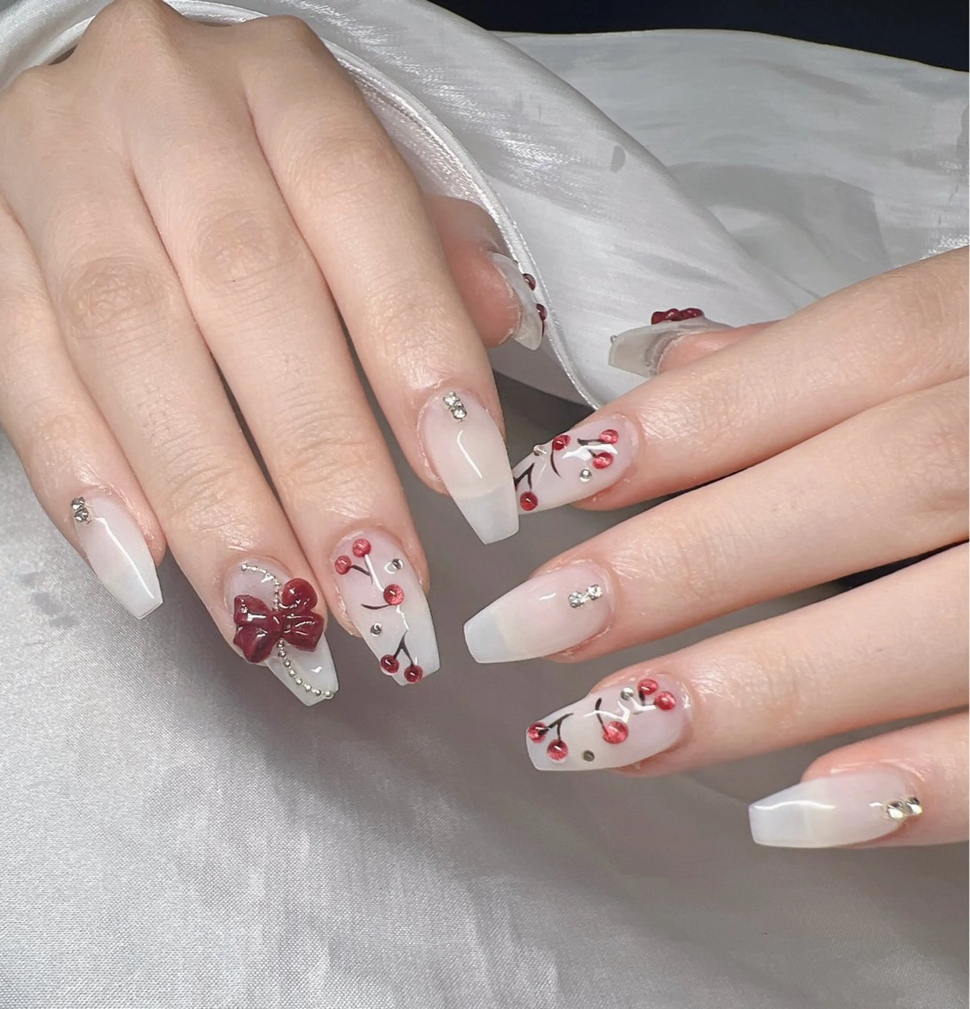 ネイル ハンドネイル Lee Nailsのネイルデザイン