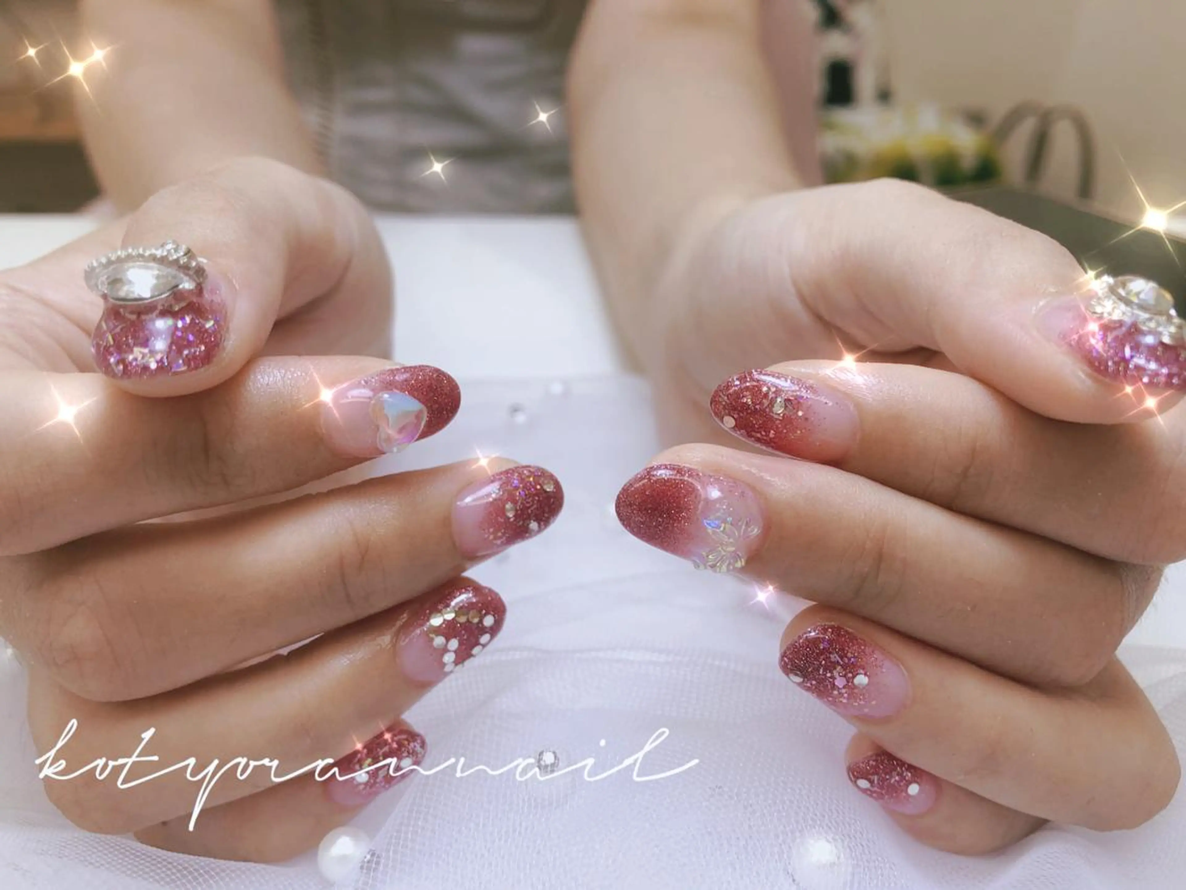 ネイル モナ& ミユのネイルデザイン