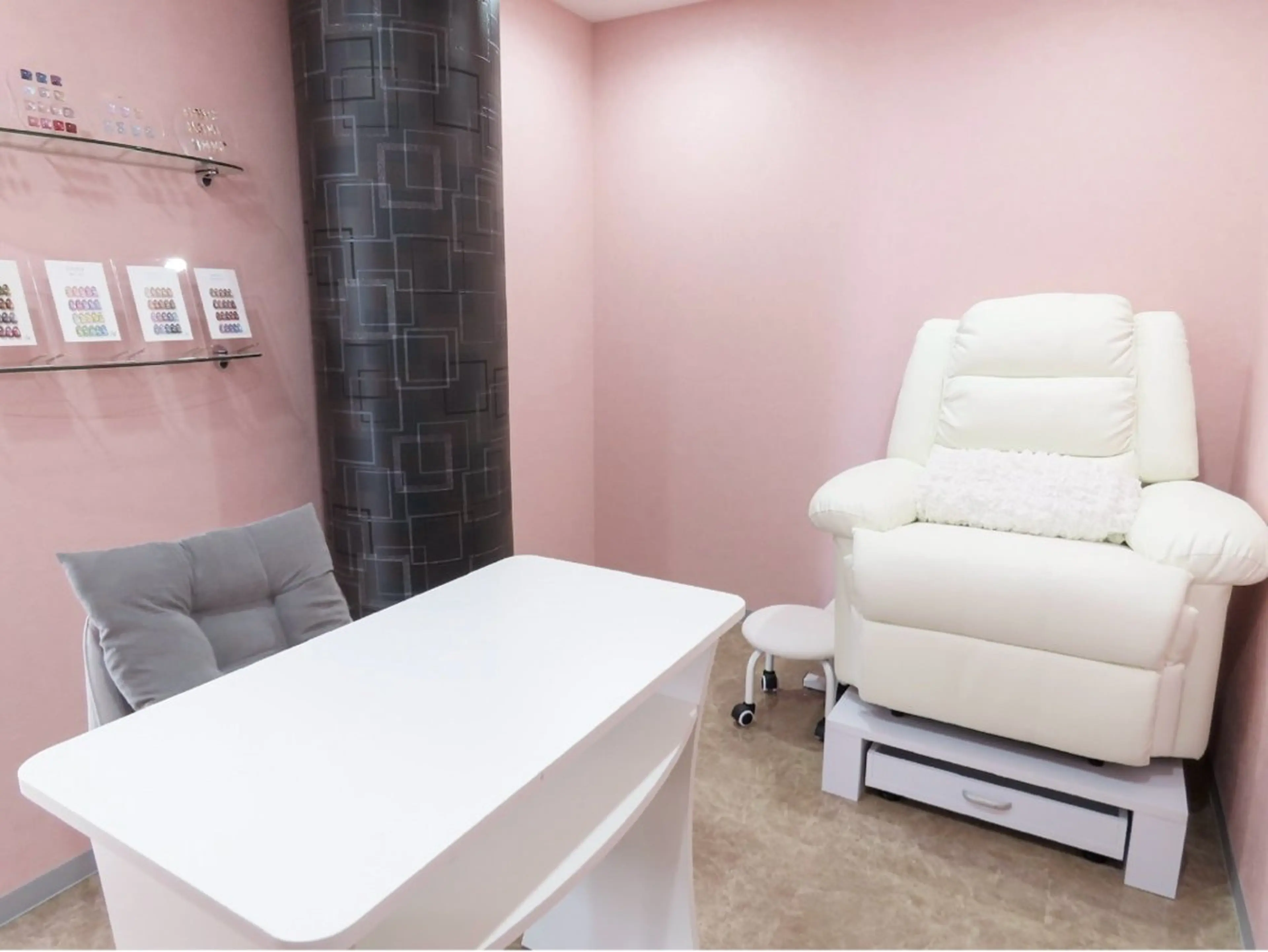 ネイル LUNON 竹ノ塚店のネイルデザイン