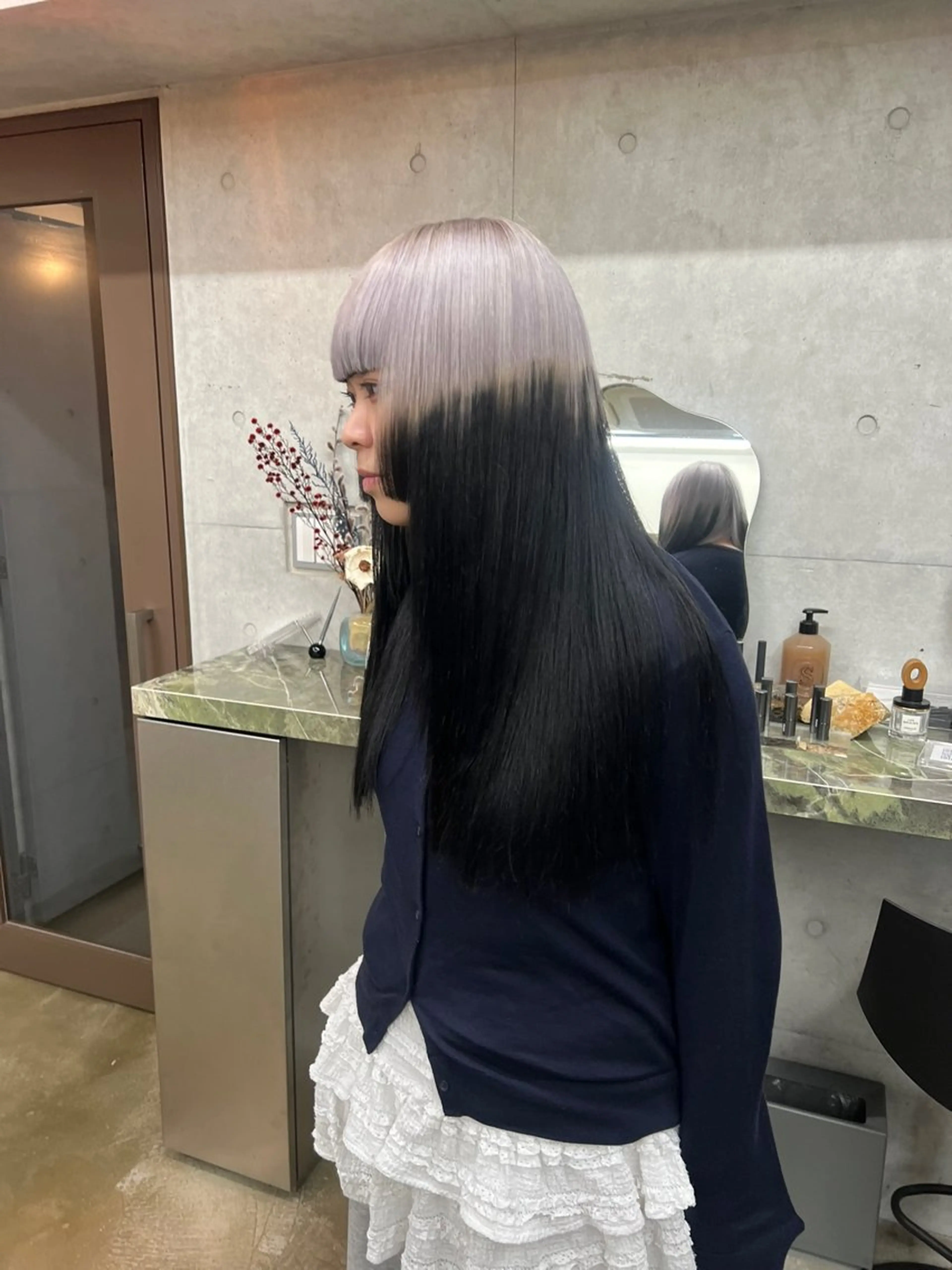 セミロング カラー カット ヘアカラー ハイトーンカラー/ さらさのヘアスタイル