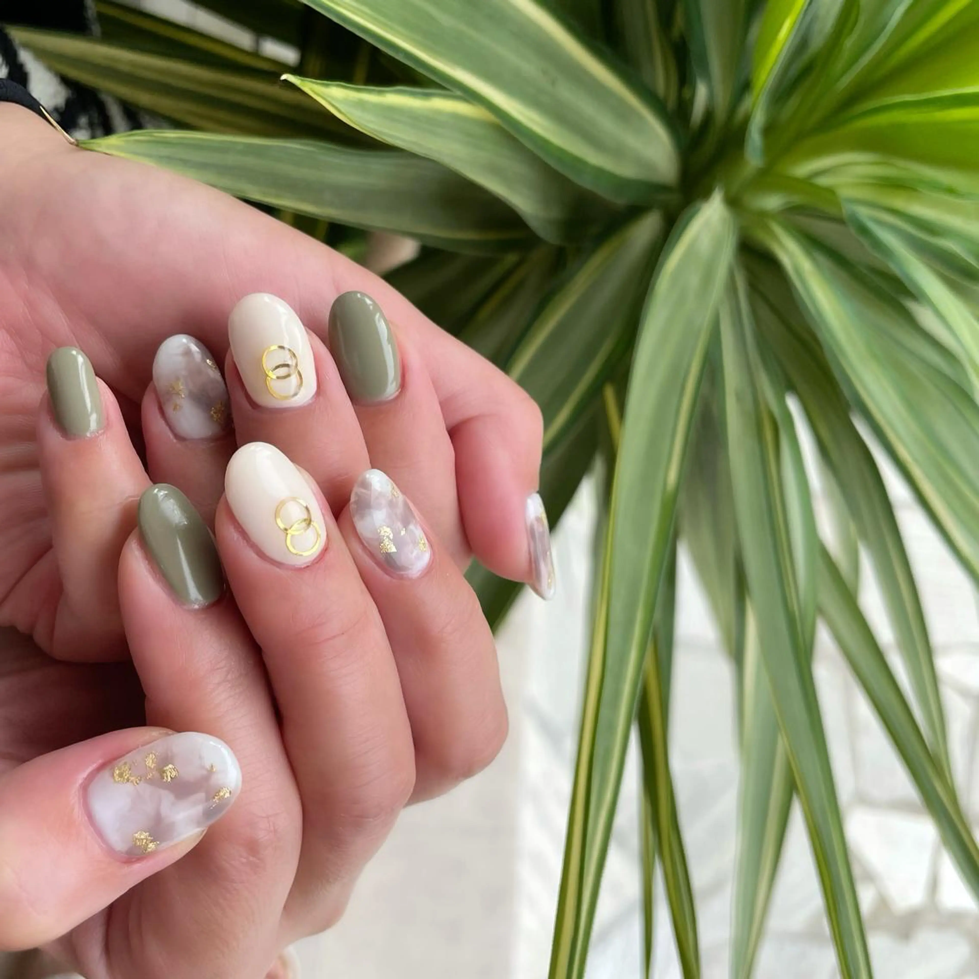 ネイル es nailのネイルデザイン