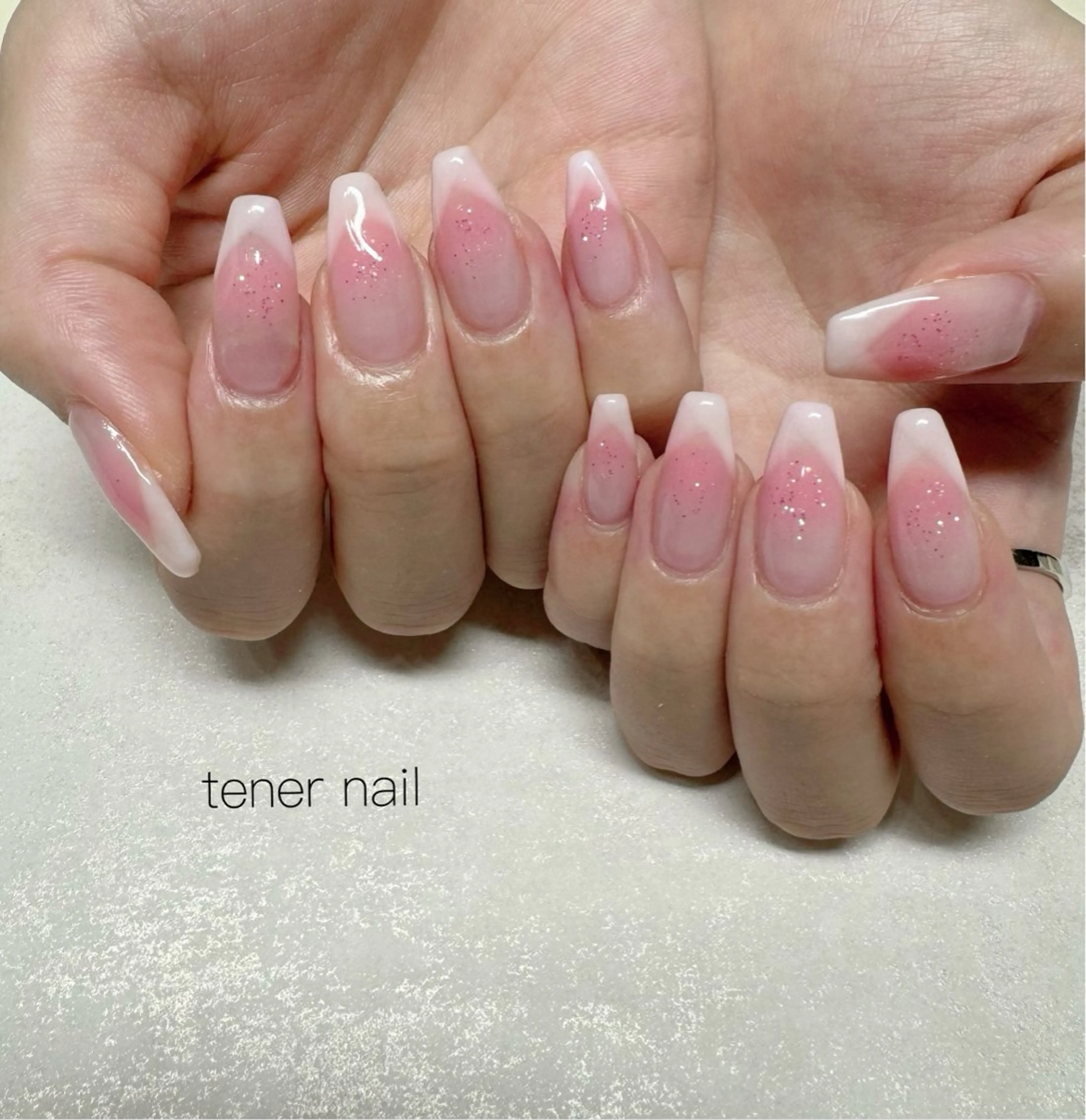 ネイル チークネイル フレンチネイル キラキラネイル ハンドネイル tener  nail  テネルネイル所属・テネルネイル tener nailのネイルデザイン