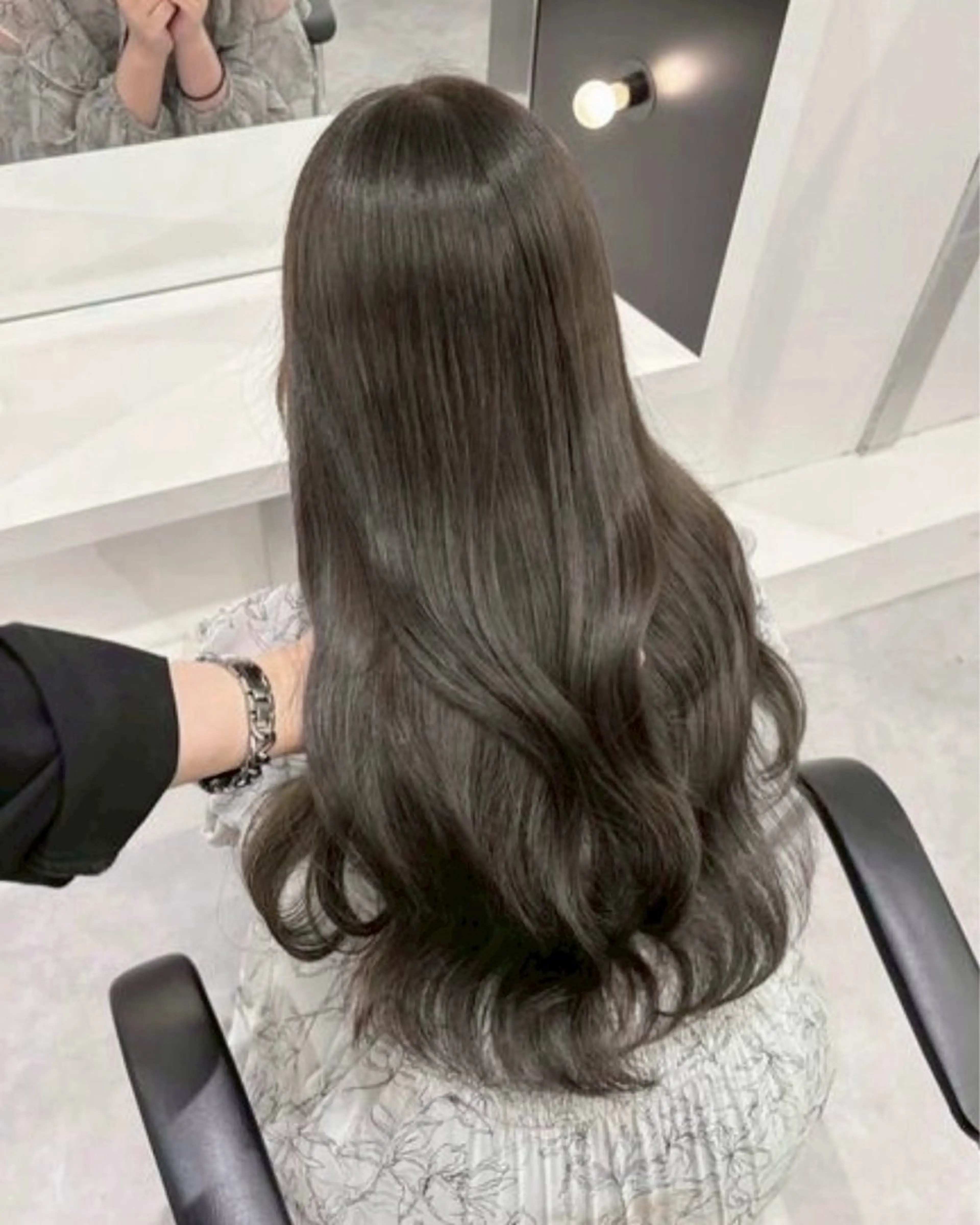 ロング カラー Mio/髪質改善 透明感カラー/西梅田のヘアスタイル