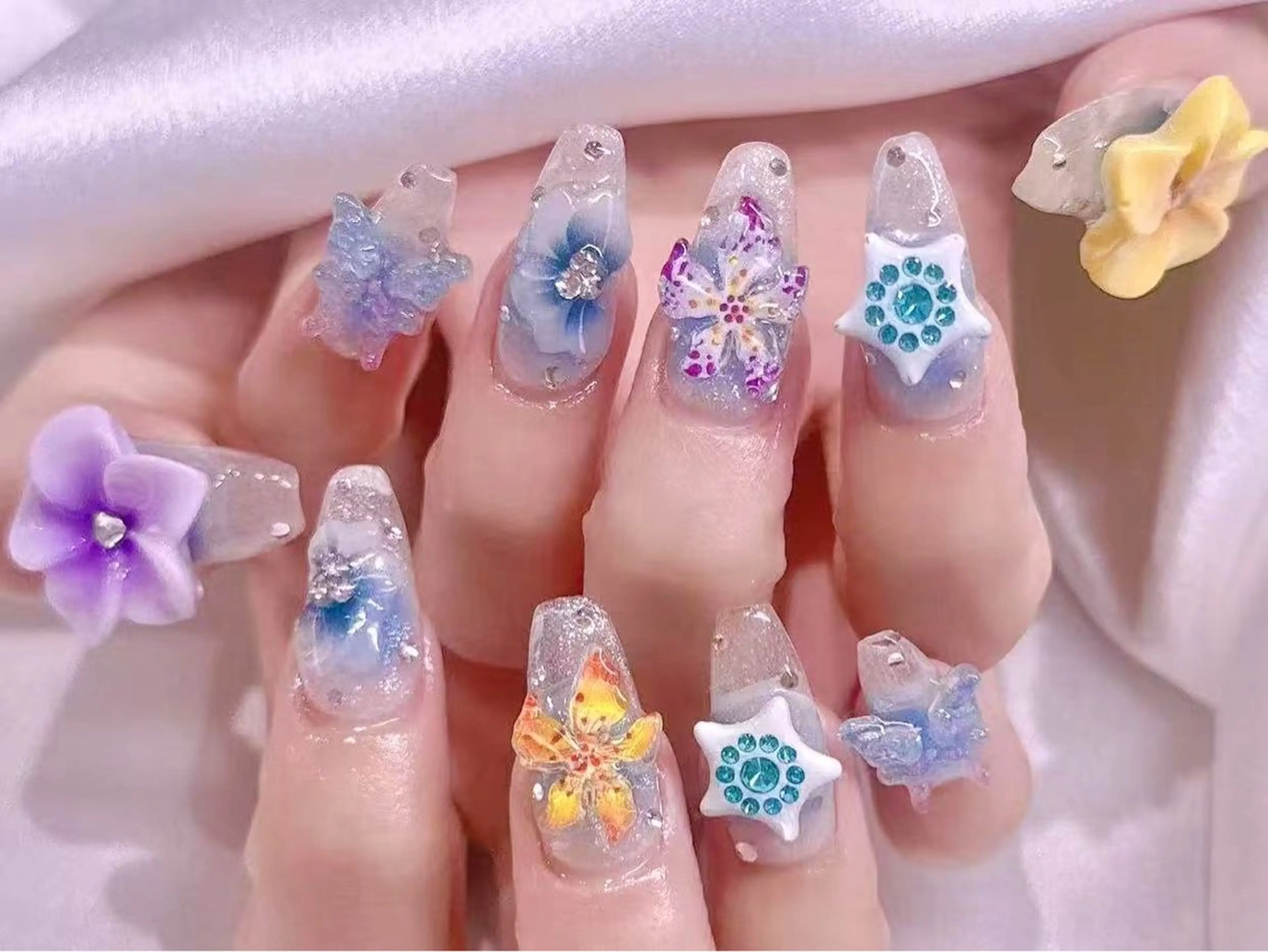 ネイル ハンドネイル リン リンのネイルデザイン