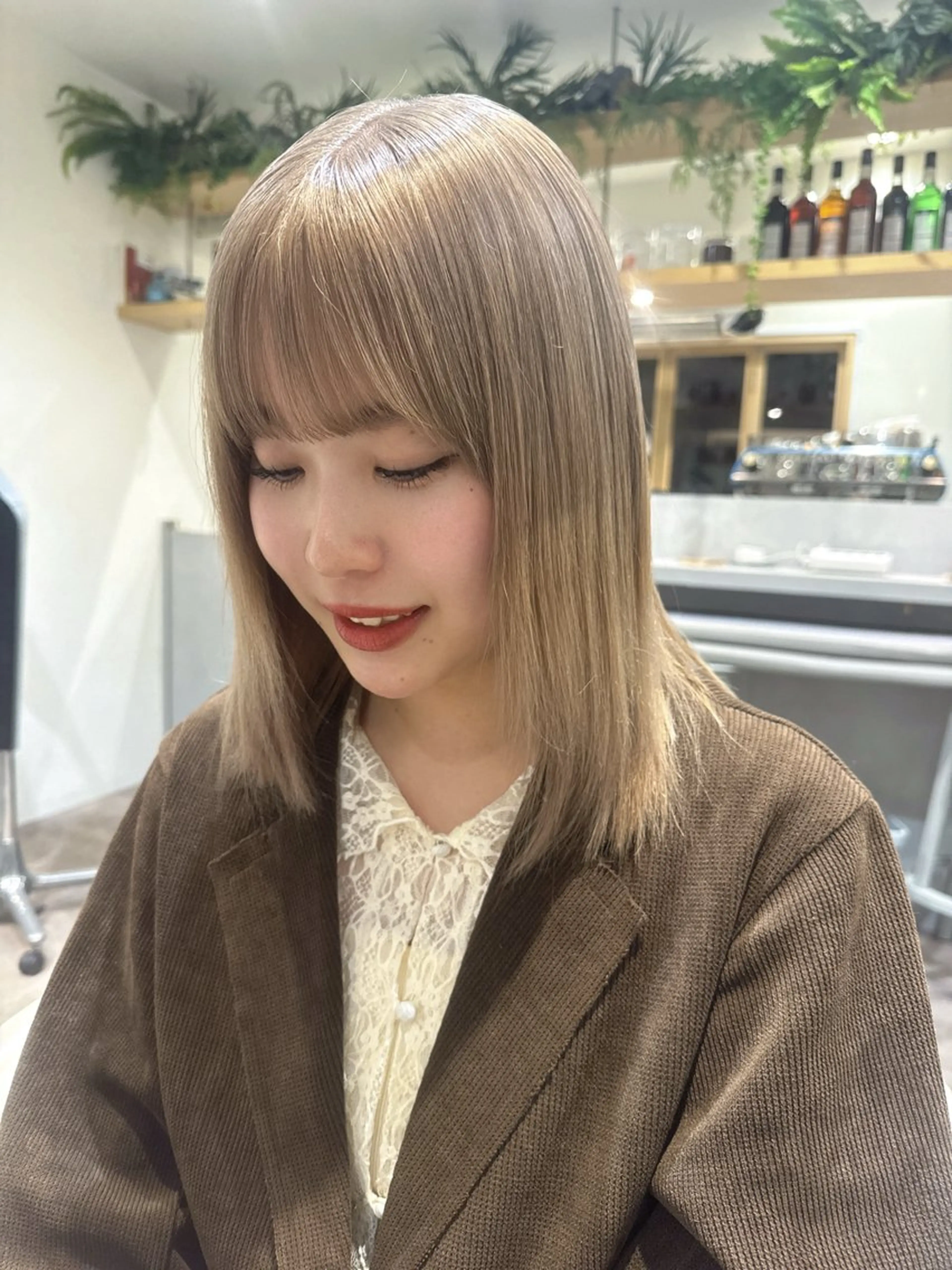 ショート カラー ベージュカラー ブリーチ ケアブリーチ 透明感カラー ミルクティーベージュ カット ヘアカラー 💎透明感カラー特化 💎TAISEIのヘアスタイル