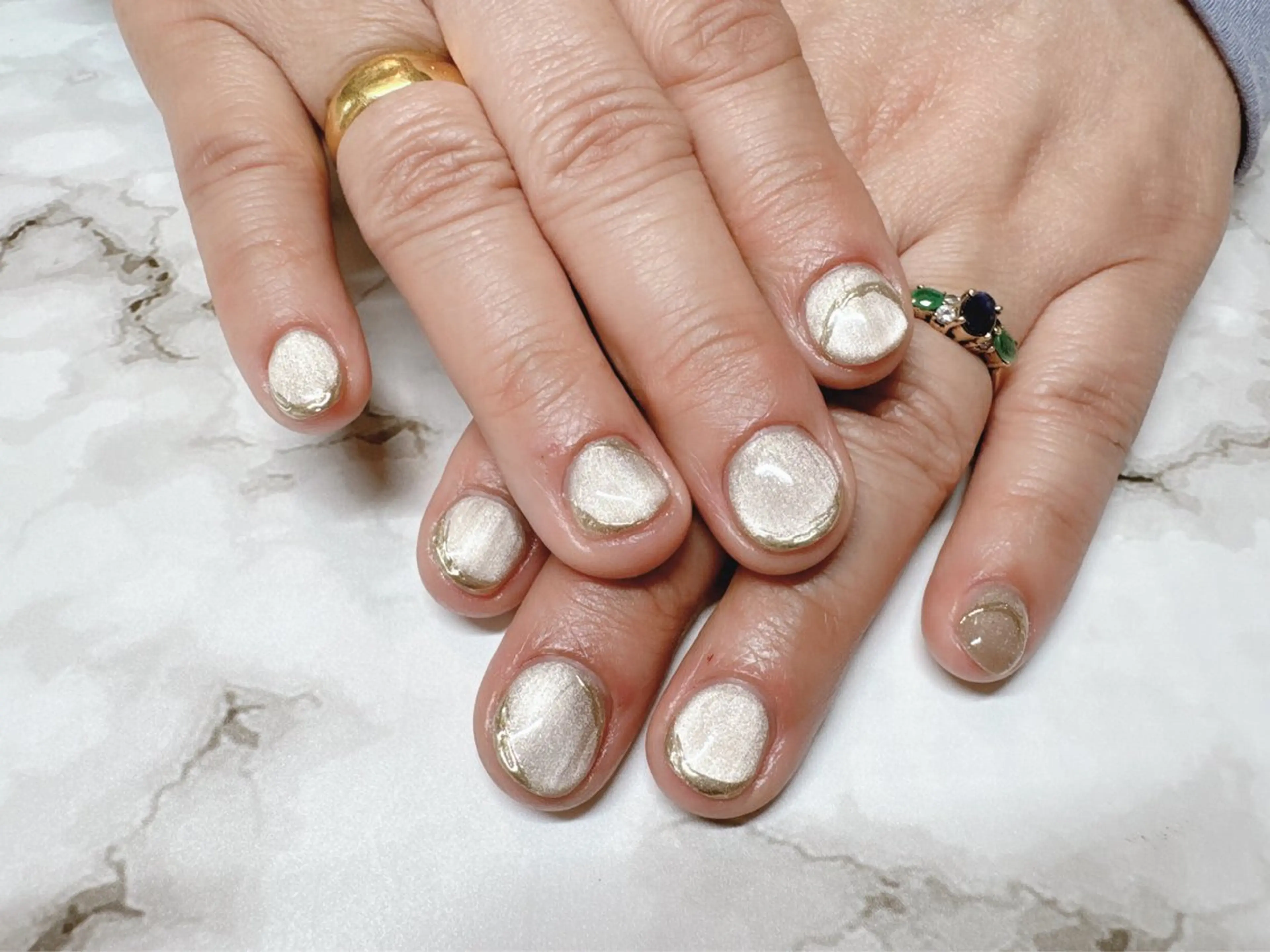 ネイル Odon Beauty  nail  salon所属・ソコ ソコのネイルデザイン