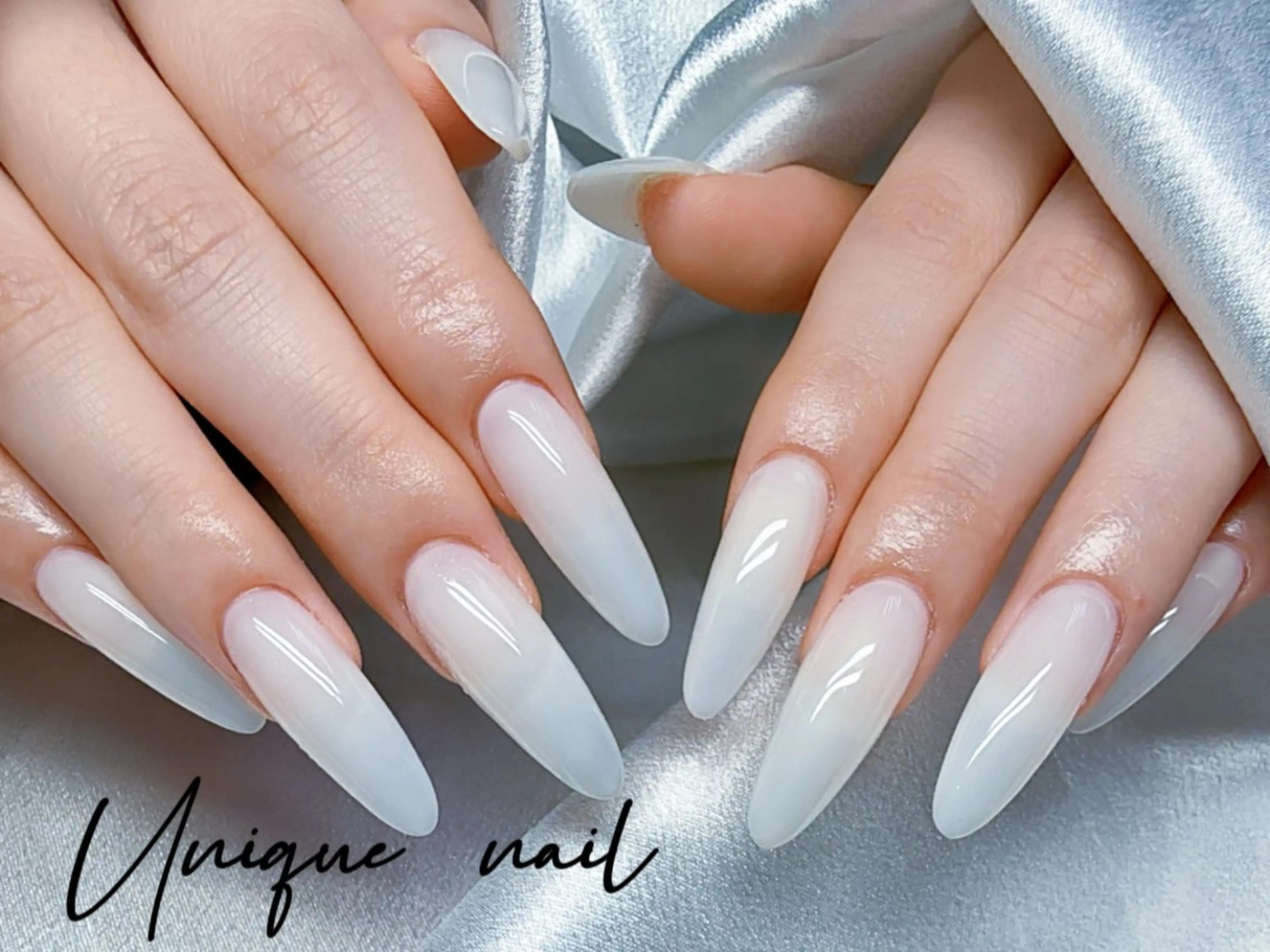 ネイル ワンカラーネイル ネイルチップ ハンドネイル ハンドケア UniqueNail 長さだし専門店のネイルデザイン