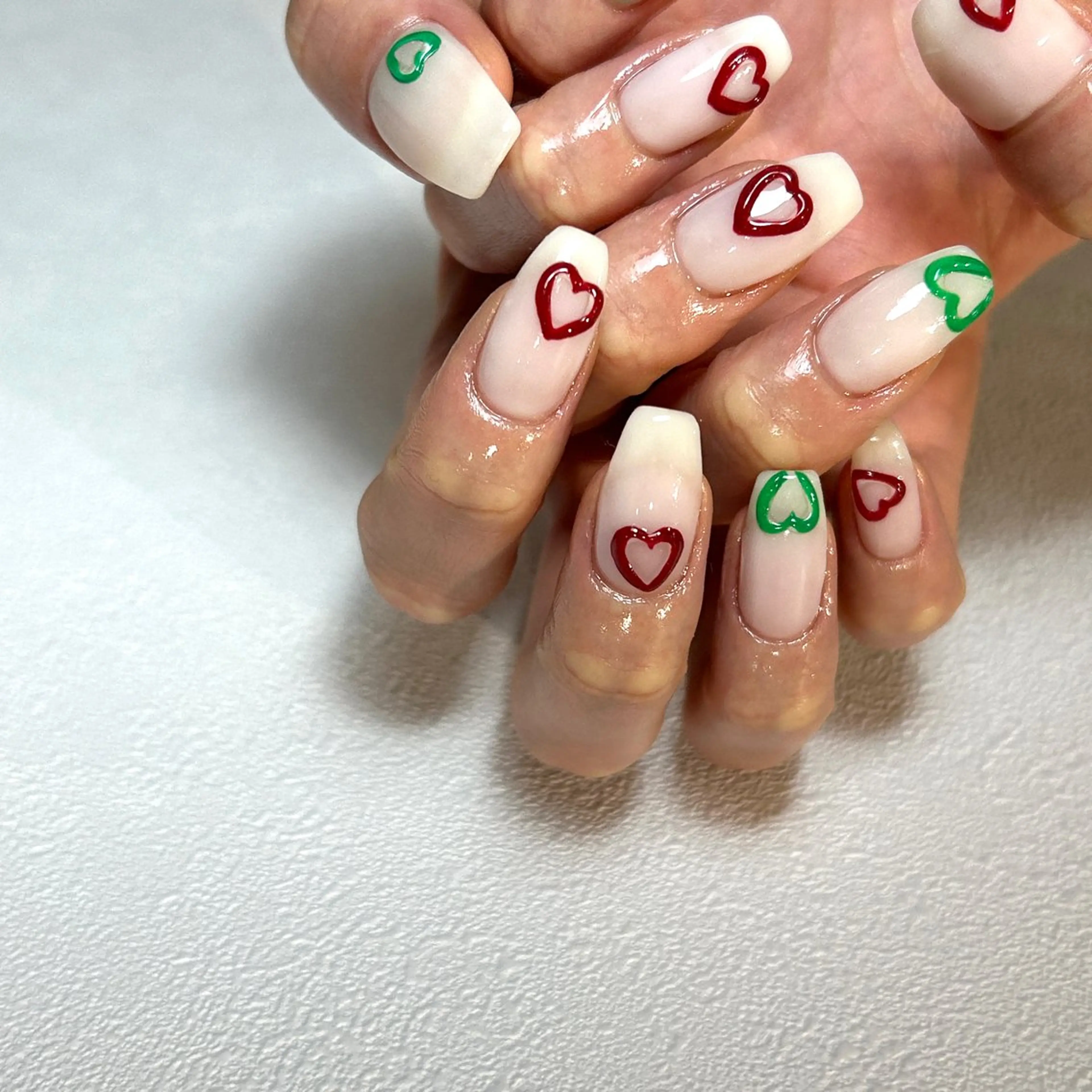 ネイル ハンドネイル NINEnami ニュアンスネイルのネイルデザイン