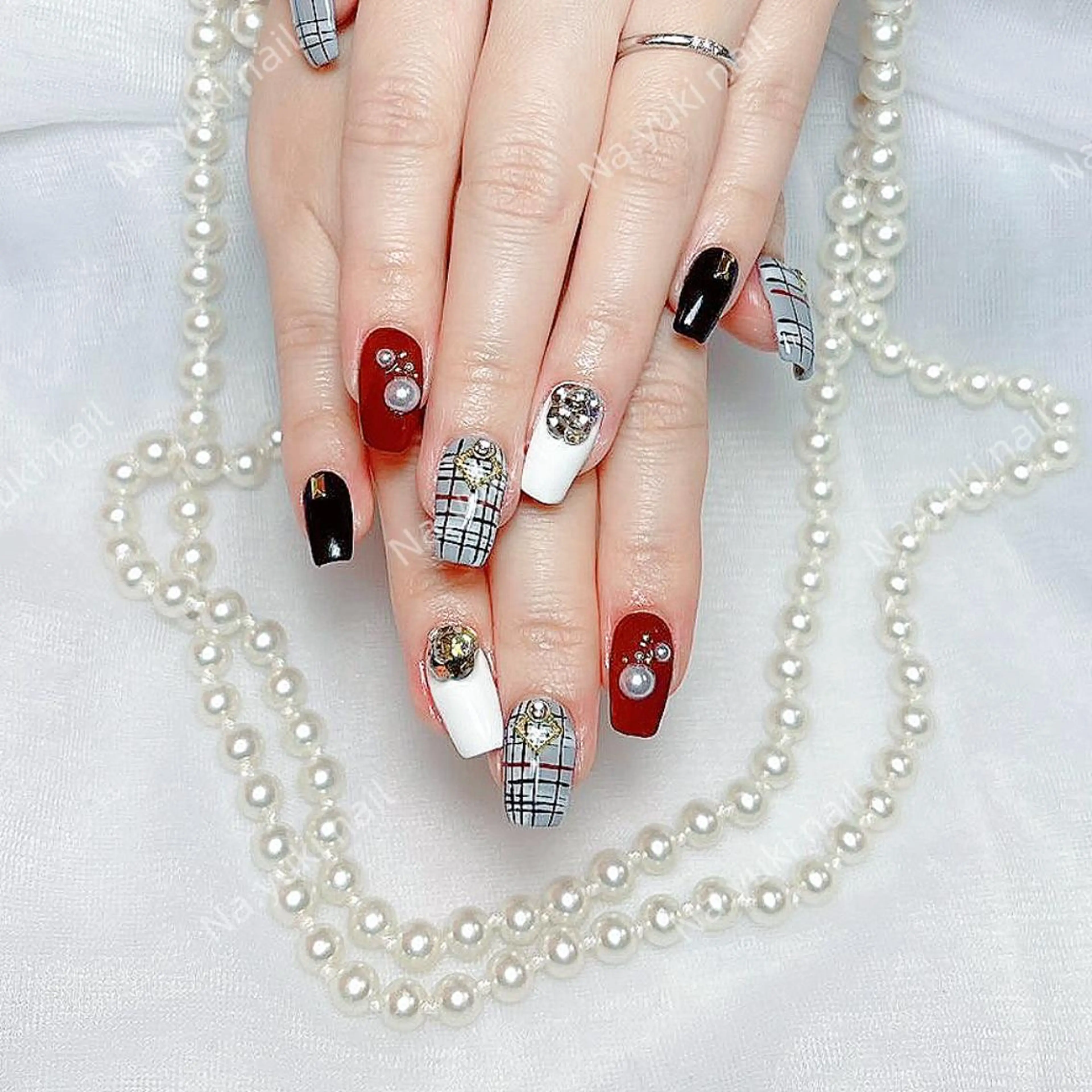 ネイル 💅 NikoNikoのネイルデザイン