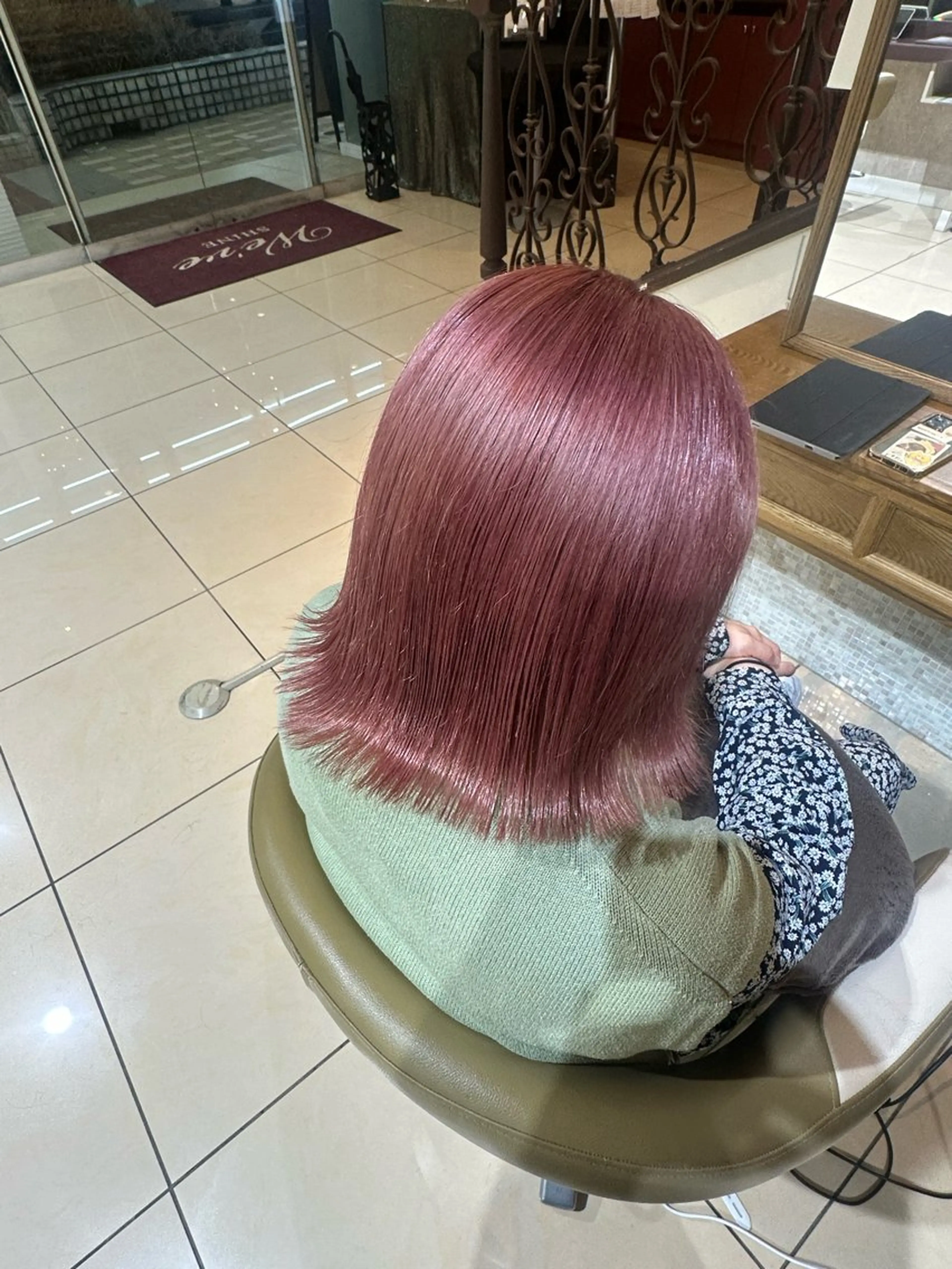 カラー ヘアカラー 川本 桃華のヘアスタイル