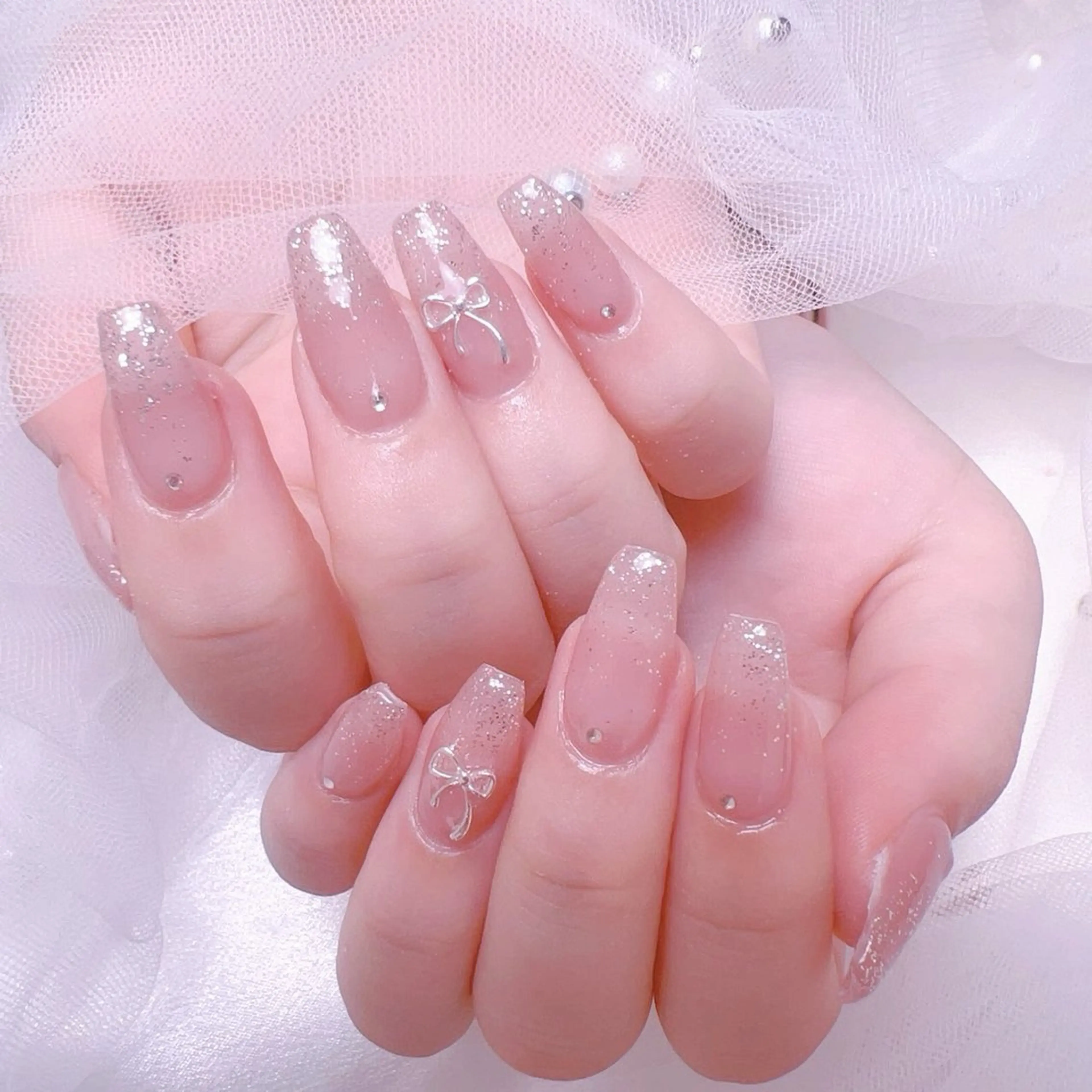 ネイル フレンチネイル ジェルネイル ハート 韓国ネイル マグネットネイル ハンドネイル ロータス ネイルサロンのネイルデザイン