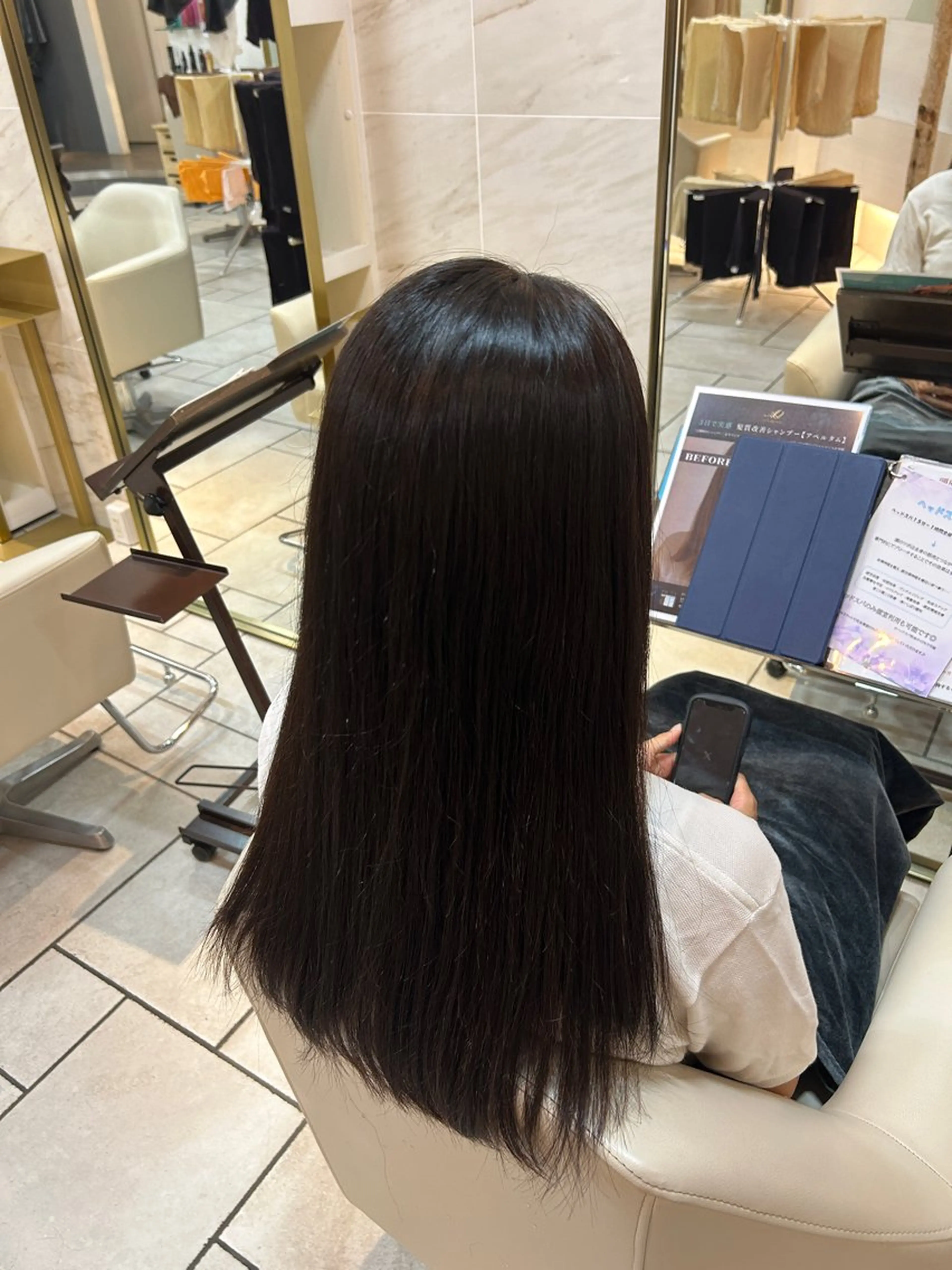 オーロ宝塚店所属・林 唯翔のヘアスタイル
