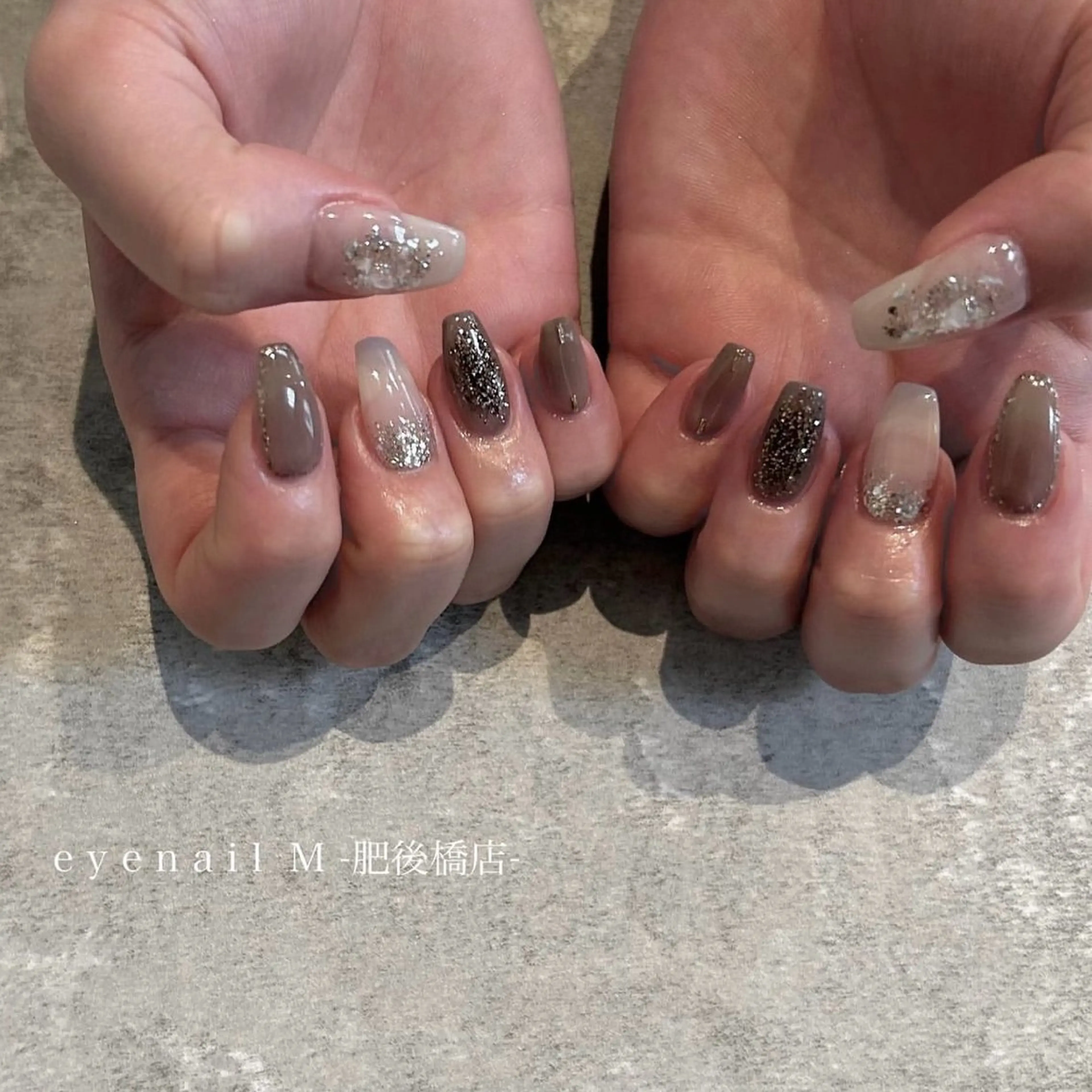 ネイル SHIORI 🤍のネイルデザイン