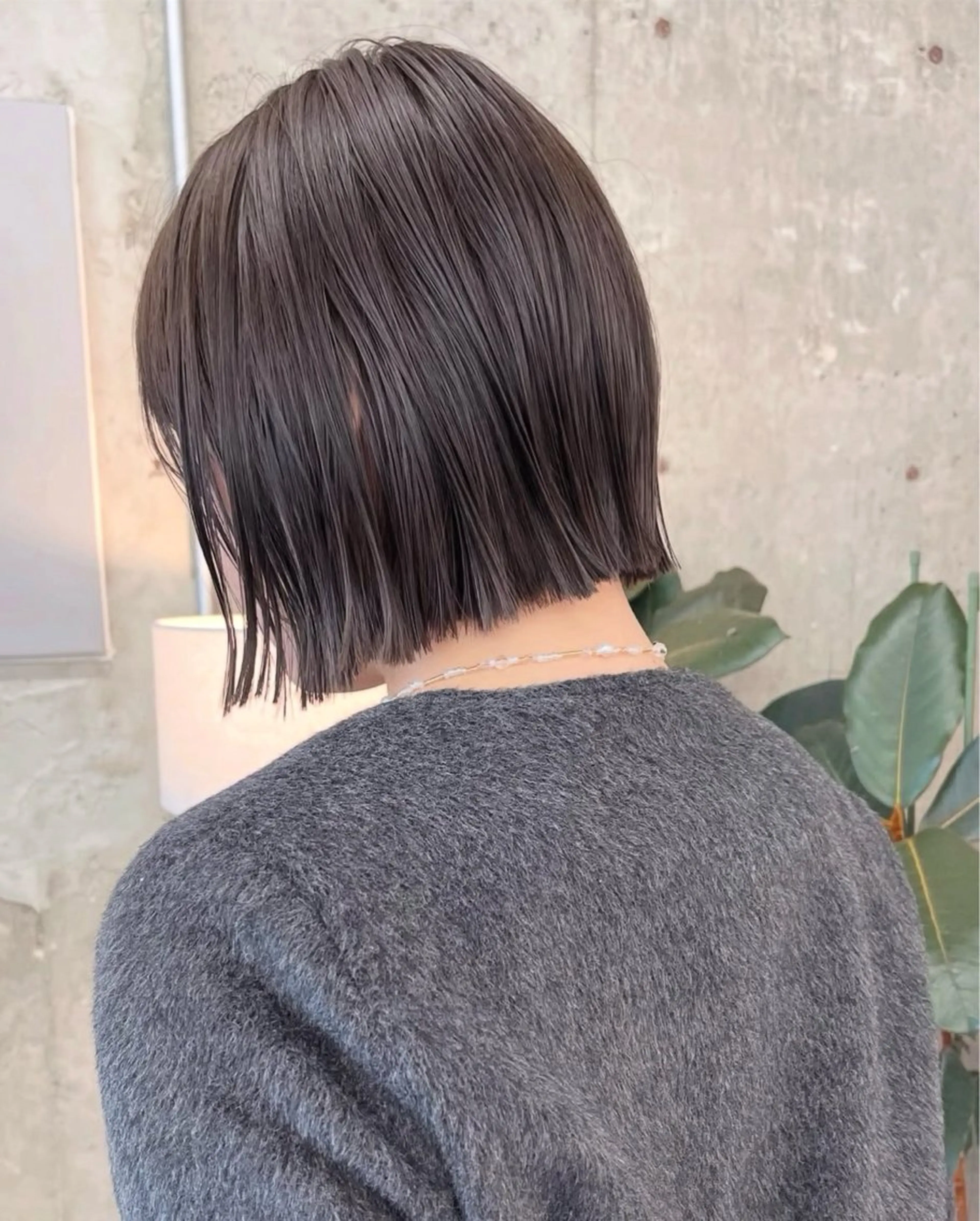 カラー グレージュ ヘアカラー noe salon所属・田中 絢のヘアスタイル