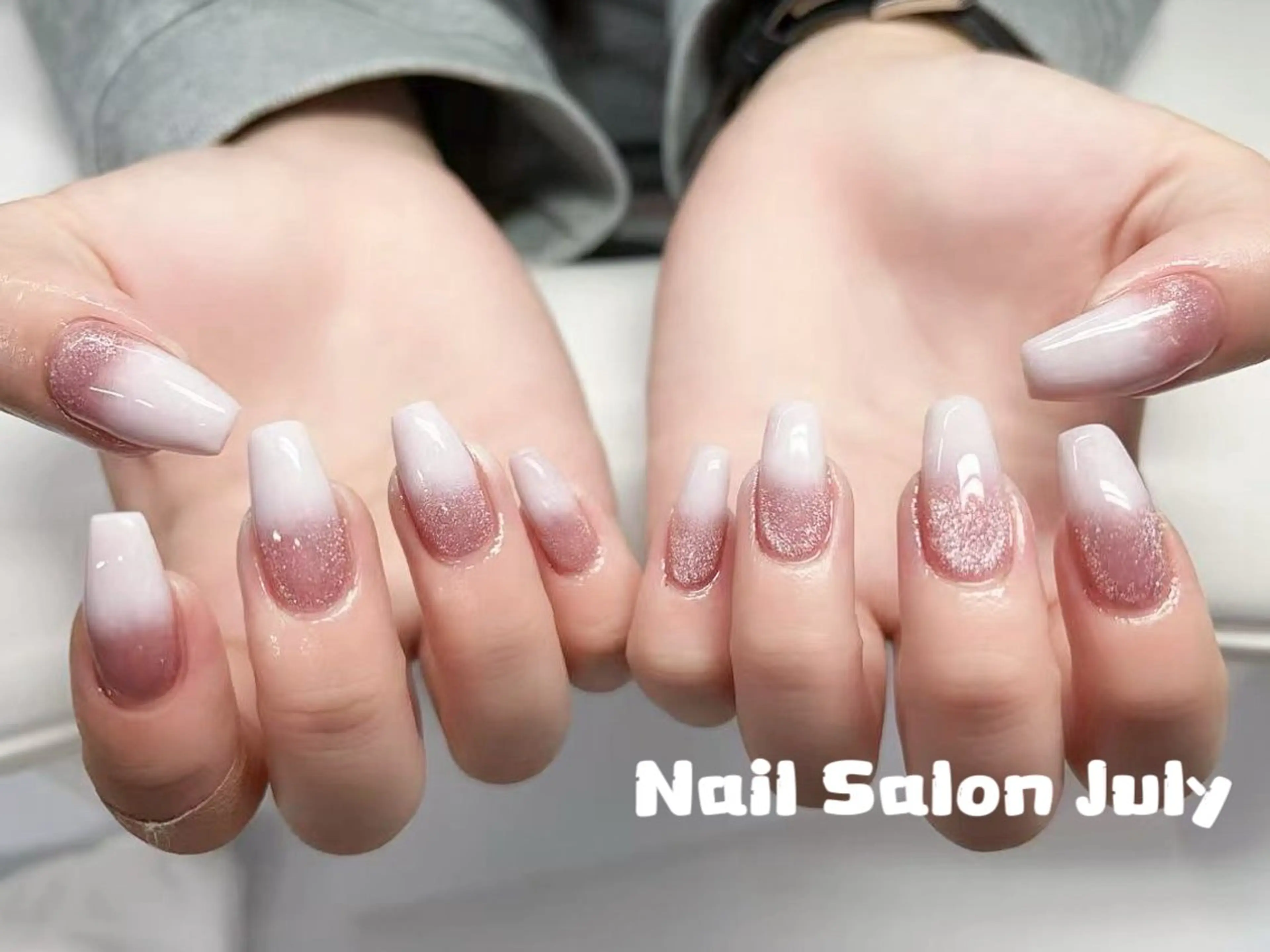 ネイル アートネイル オーロラネイル ジェルネイル ガーリー キラキラネイル ハンドネイル July モモのネイルデザイン