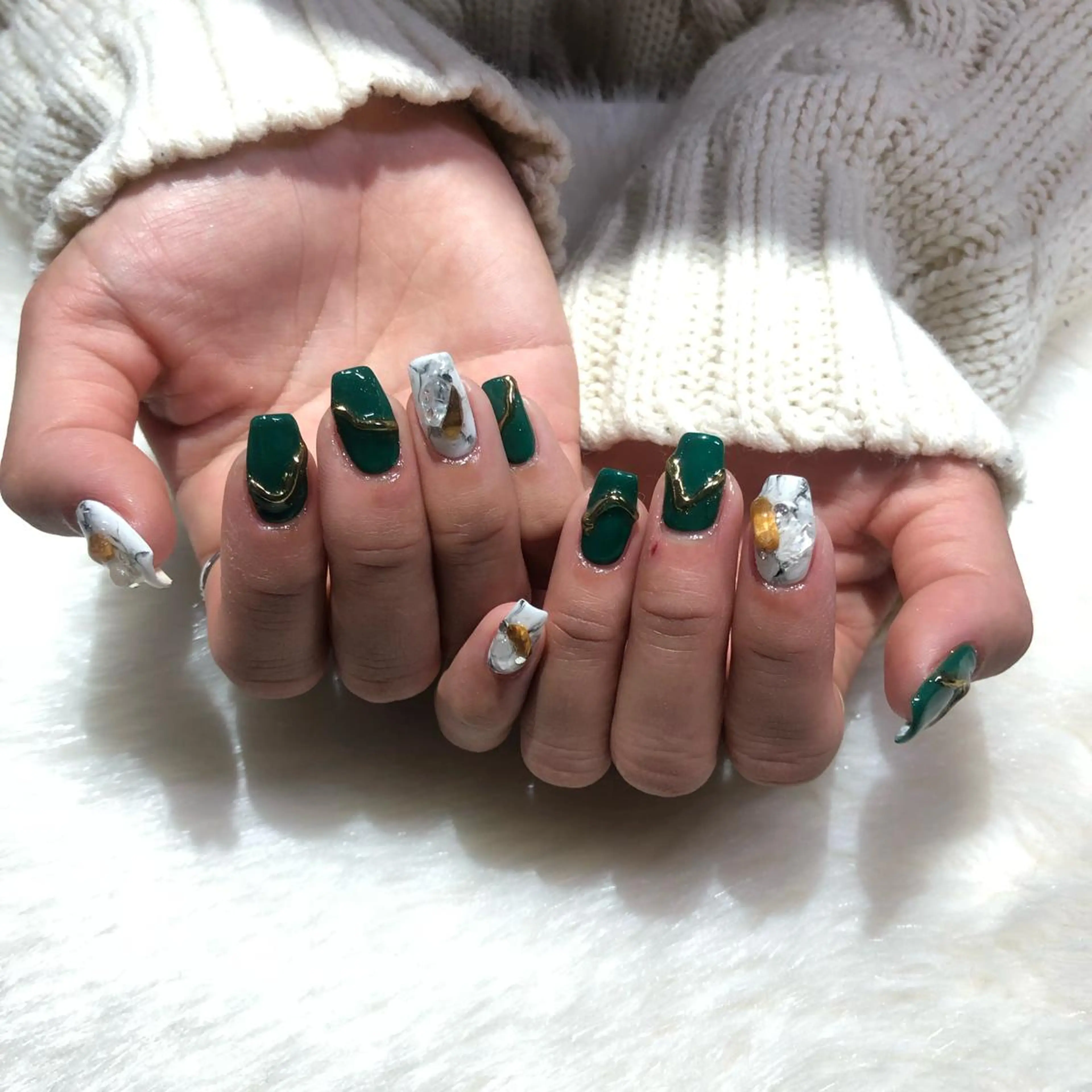 ネイル ハンドネイル フットネイル ハンドケア Nes.Nail所属・Miyagi Asamiのネイルデザイン