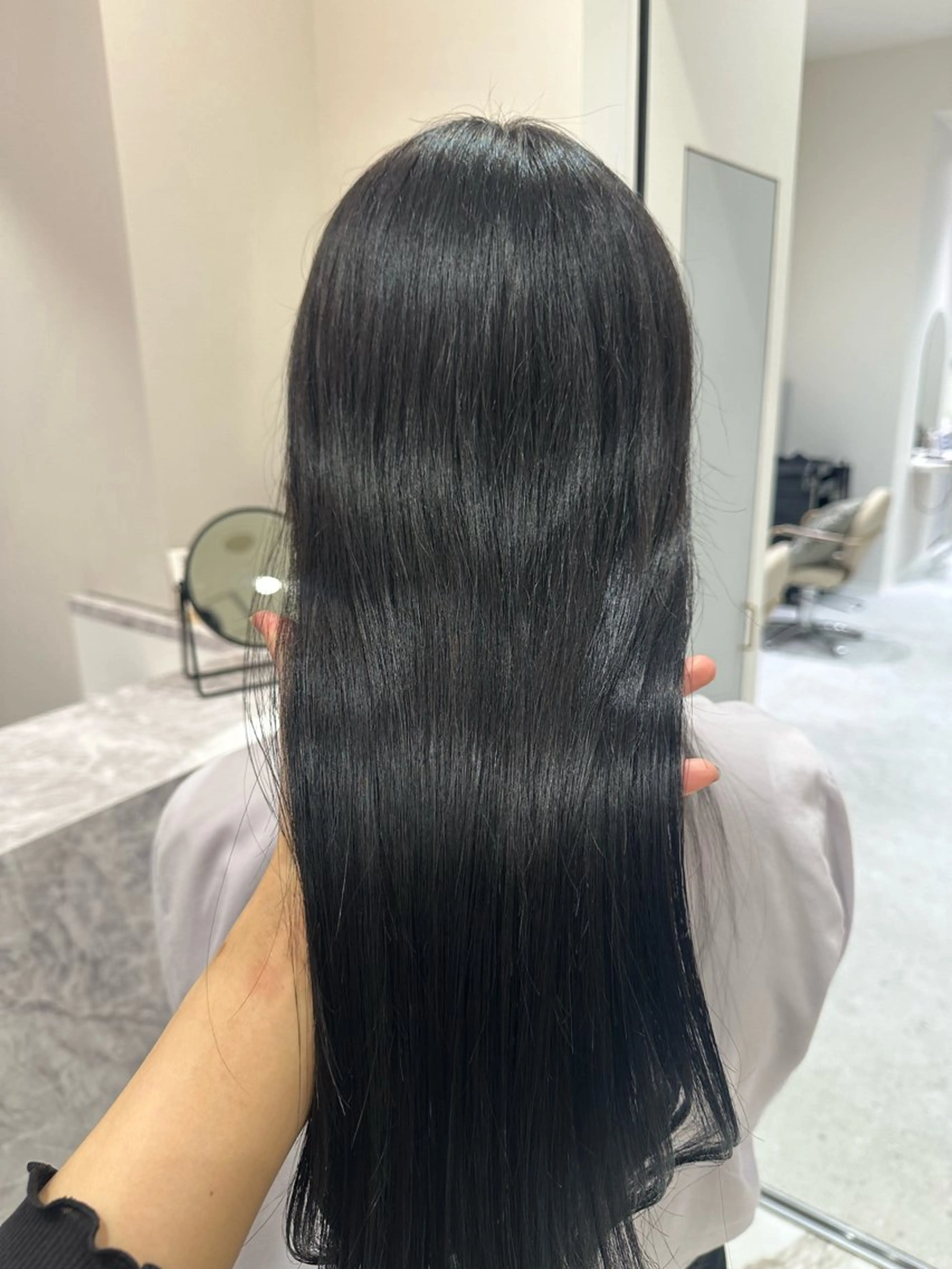 ロング カラー カット ヘアカラー トリートメント ヘッドスパ 韓国レイヤー✨ yasuko銀座のヘアスタイル