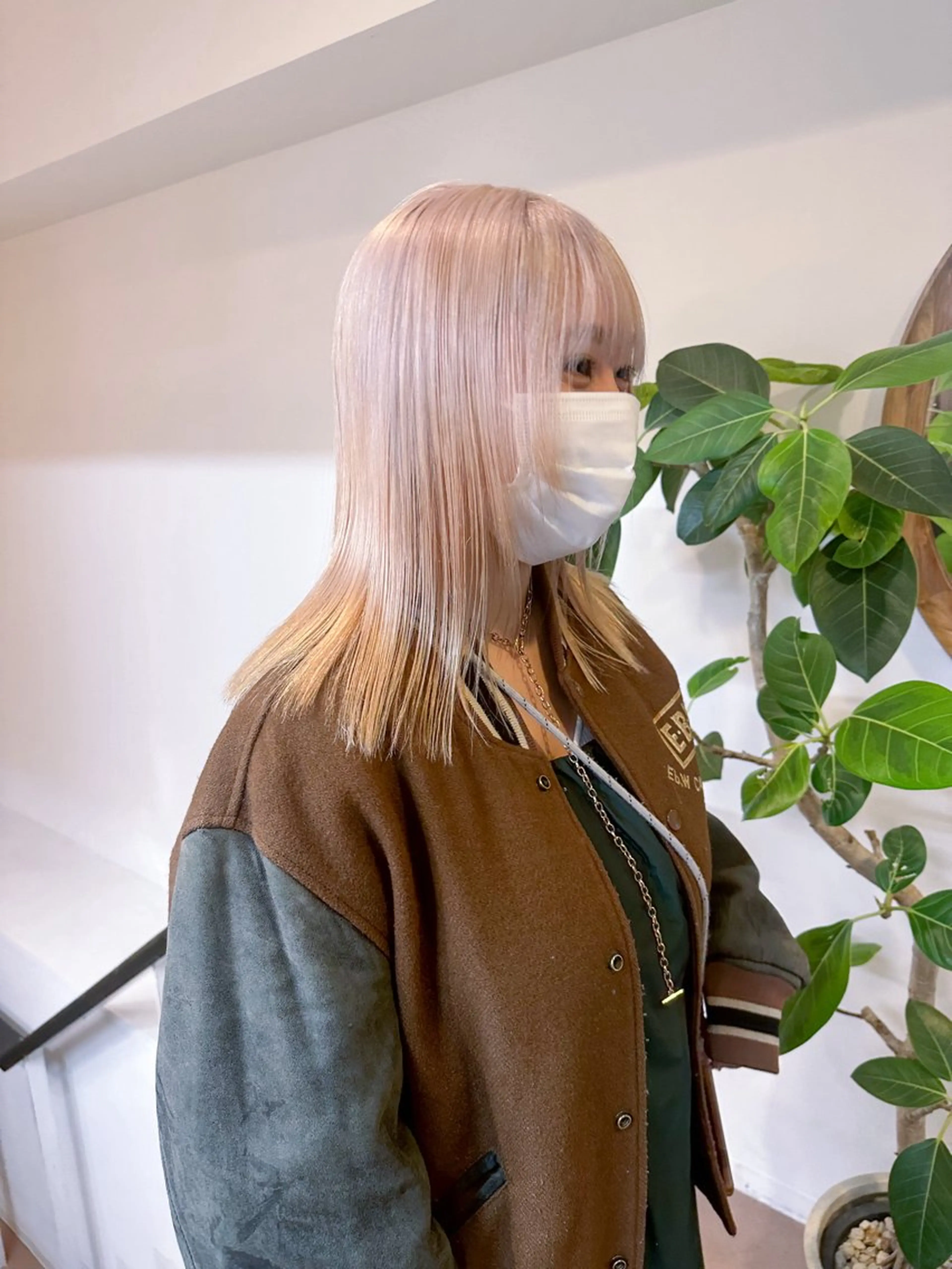 ショート カラー ベージュカラー ホワイトベージュ Cinq所属・ハイライト🌟/ ボブ/豊田のヘアスタイル