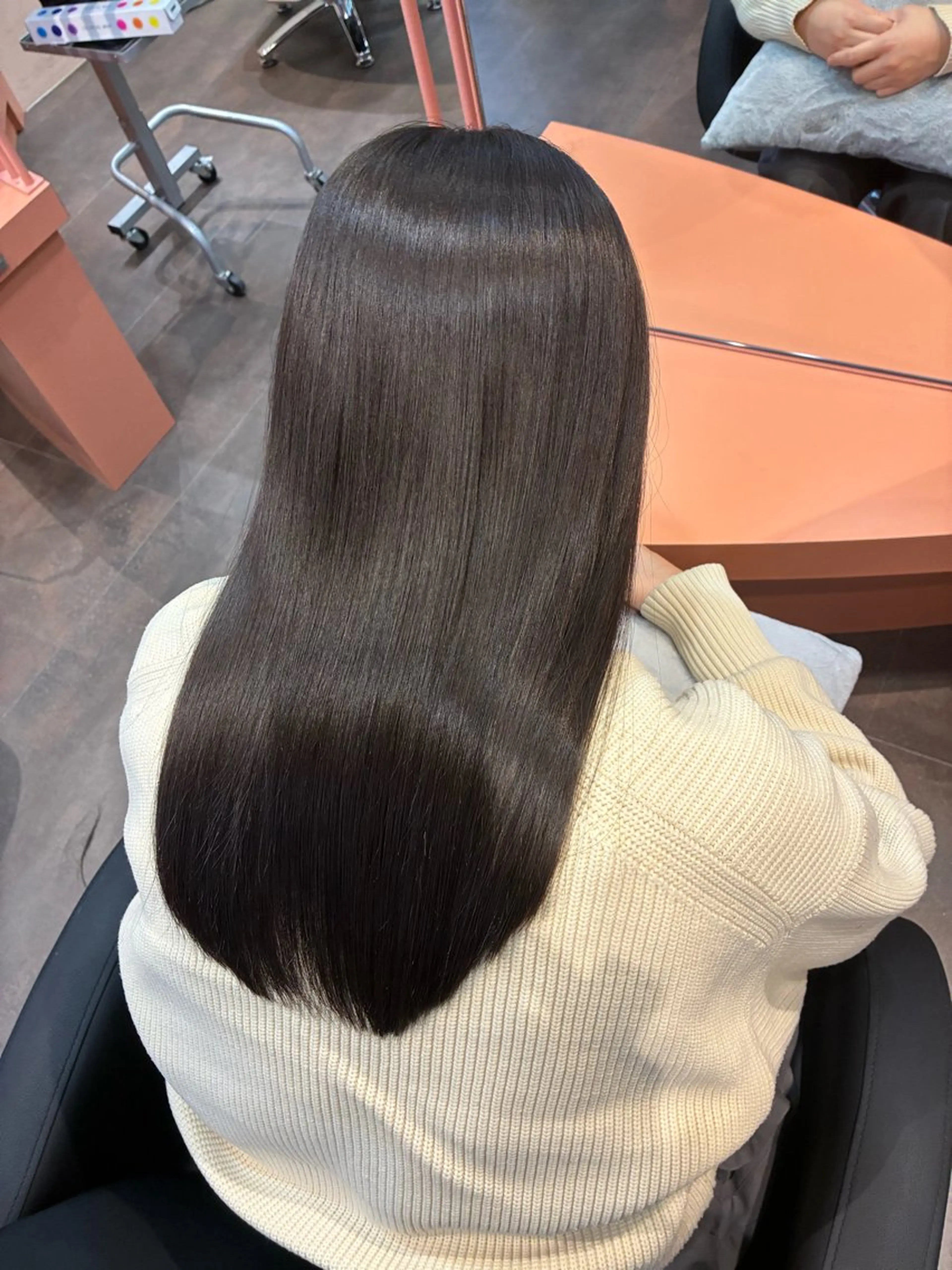 ロング カット ヘアカラー トリートメント 「似合わせ/髪質改善 《ワタル》」のヘアスタイル