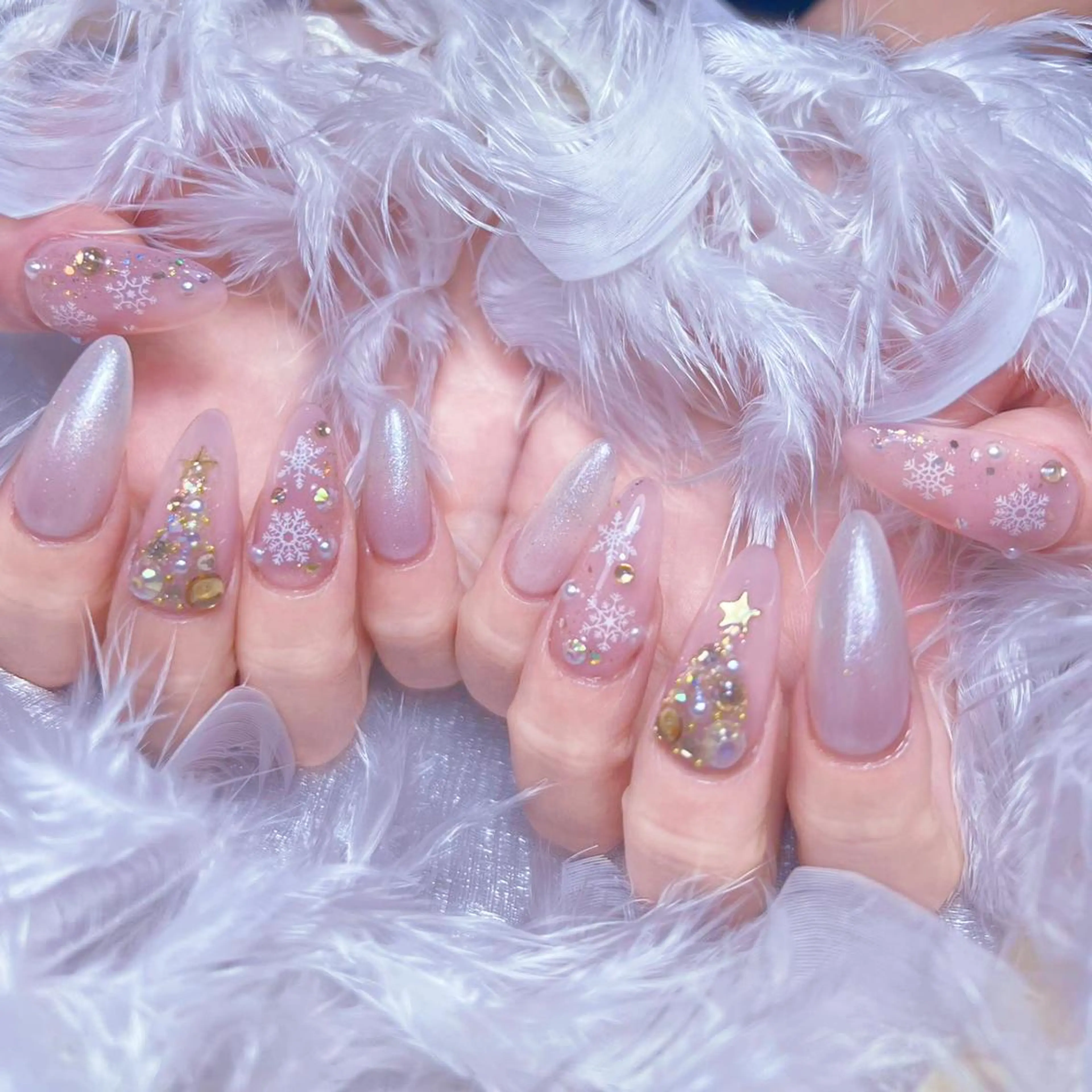 ロング 韓国風ヘア ハンドネイル DIAMOND Nail🥇のネイルデザイン