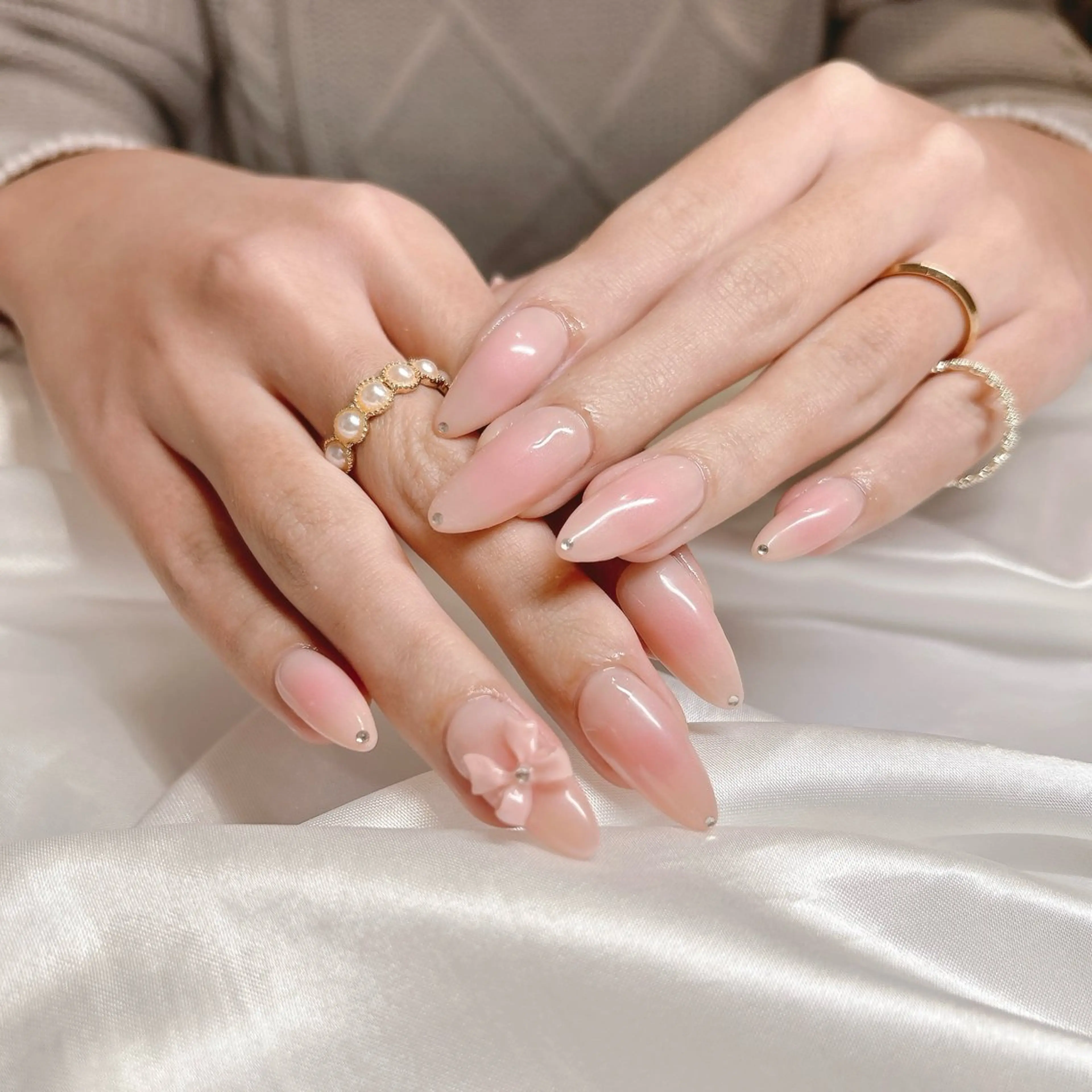 ネイル チークネイル ハンドネイル junna のぞいてねのネイルデザイン