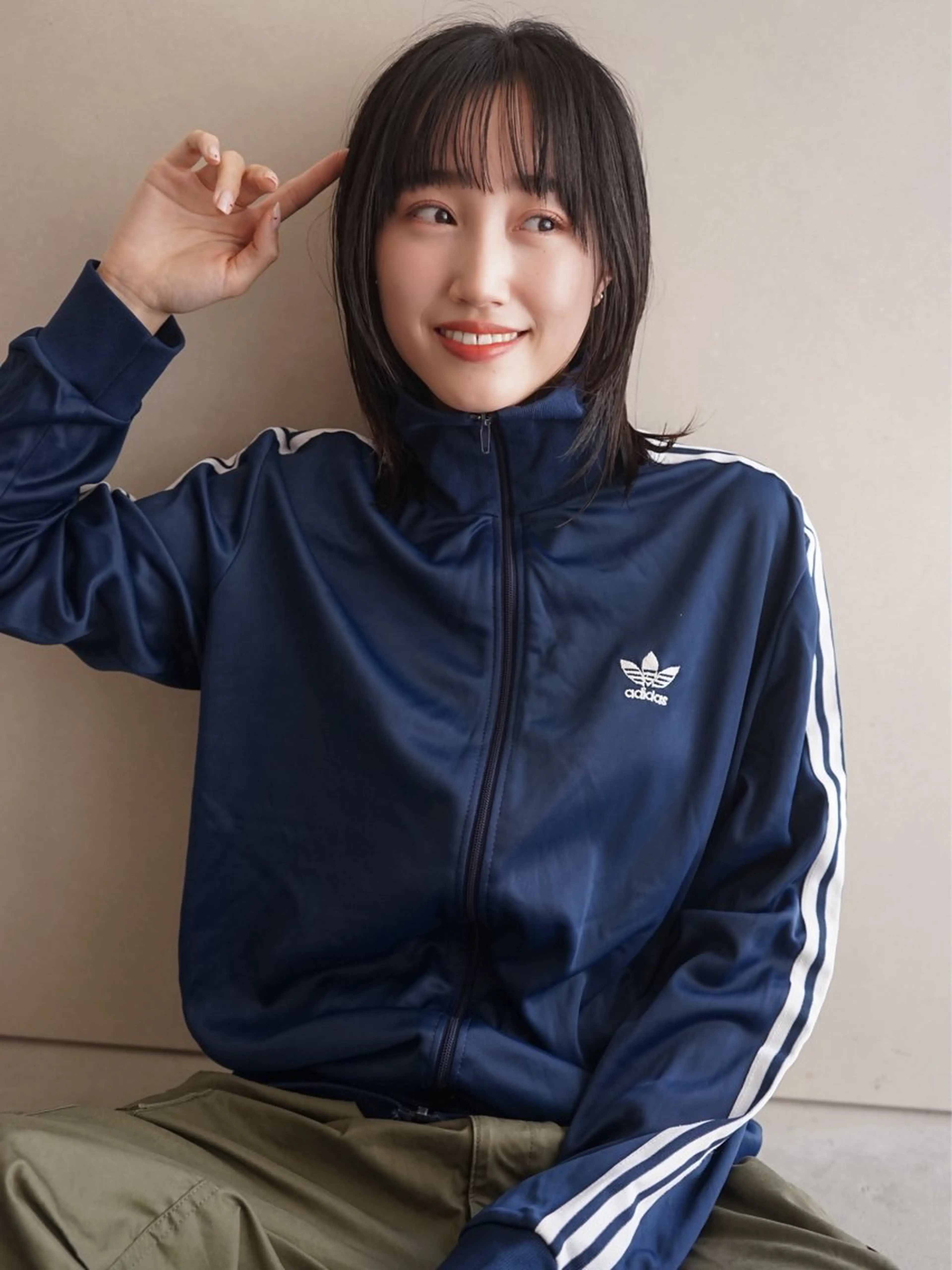 ミディアム カラー カット ヘアカラー トリートメント WHOLE所属・花井 啓好のヘアスタイル