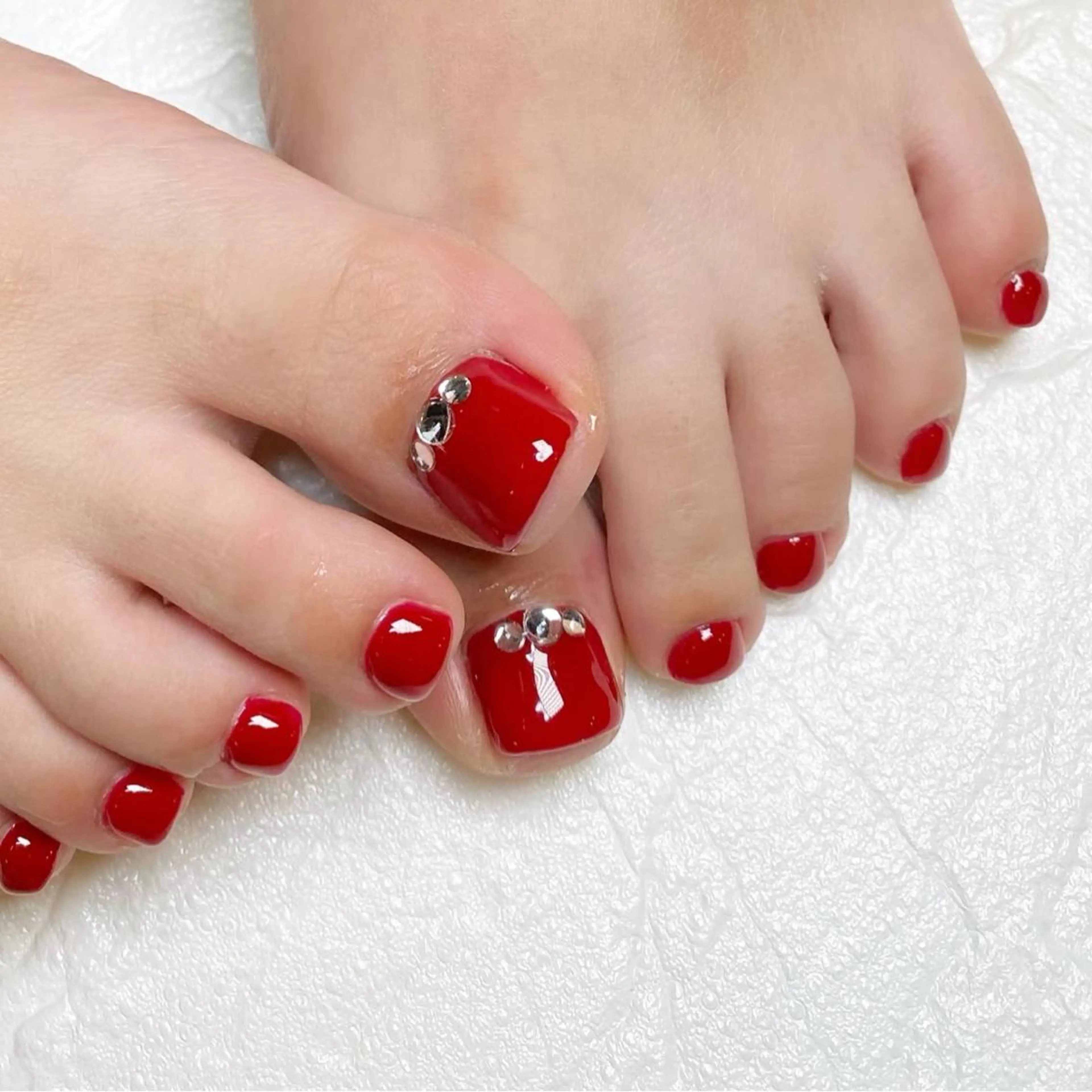 ネイル ワンカラーネイル 赤色 Nail ameria megu所属・ameria meguのネイルデザイン