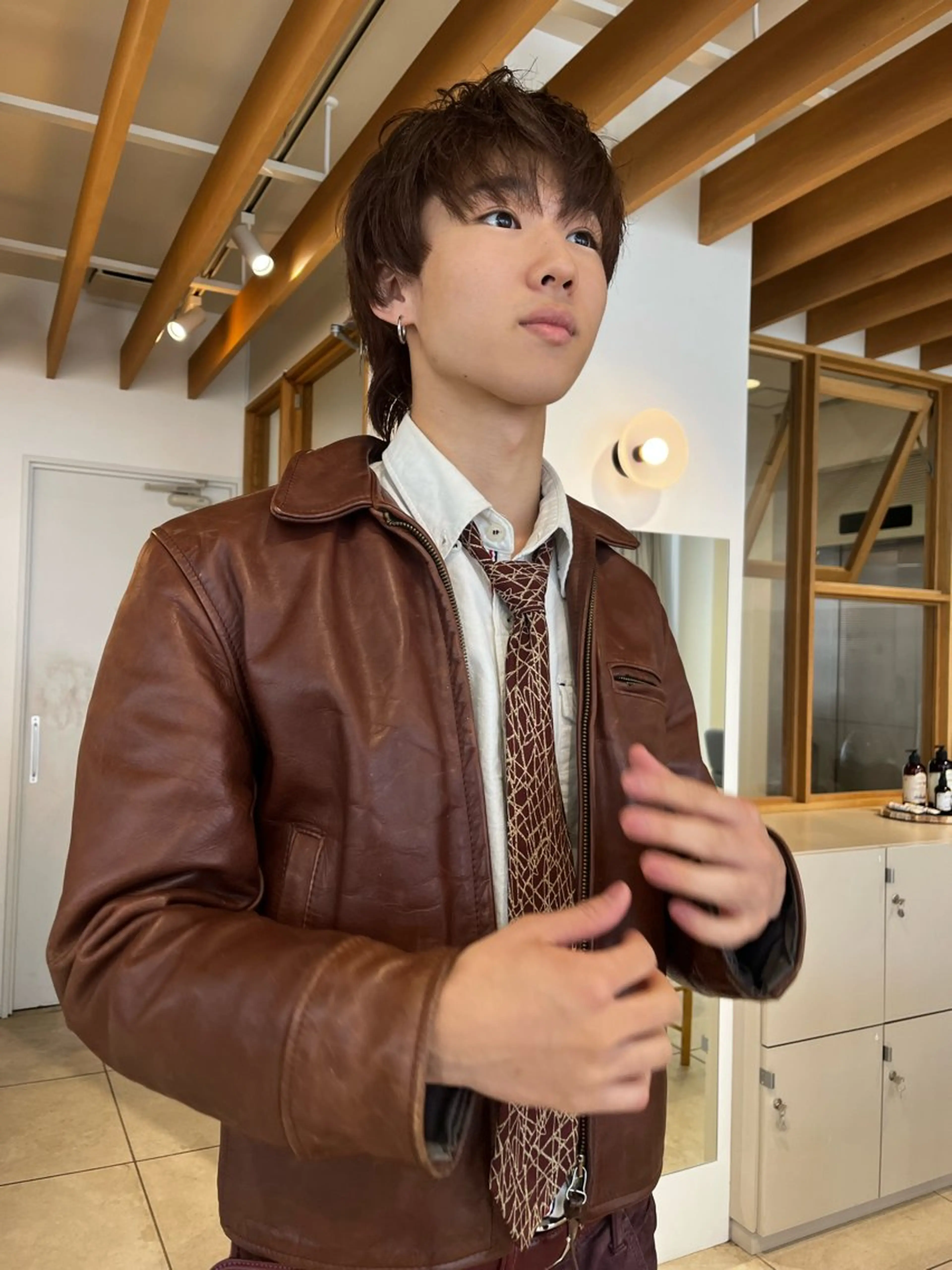 カラー メンズ フェザーパーマ メンズパーマ 透明感カラー 外国人風カラー アイブロウリフト/ 髪質改善カラー/みわの眉毛・アイブロウイメージ