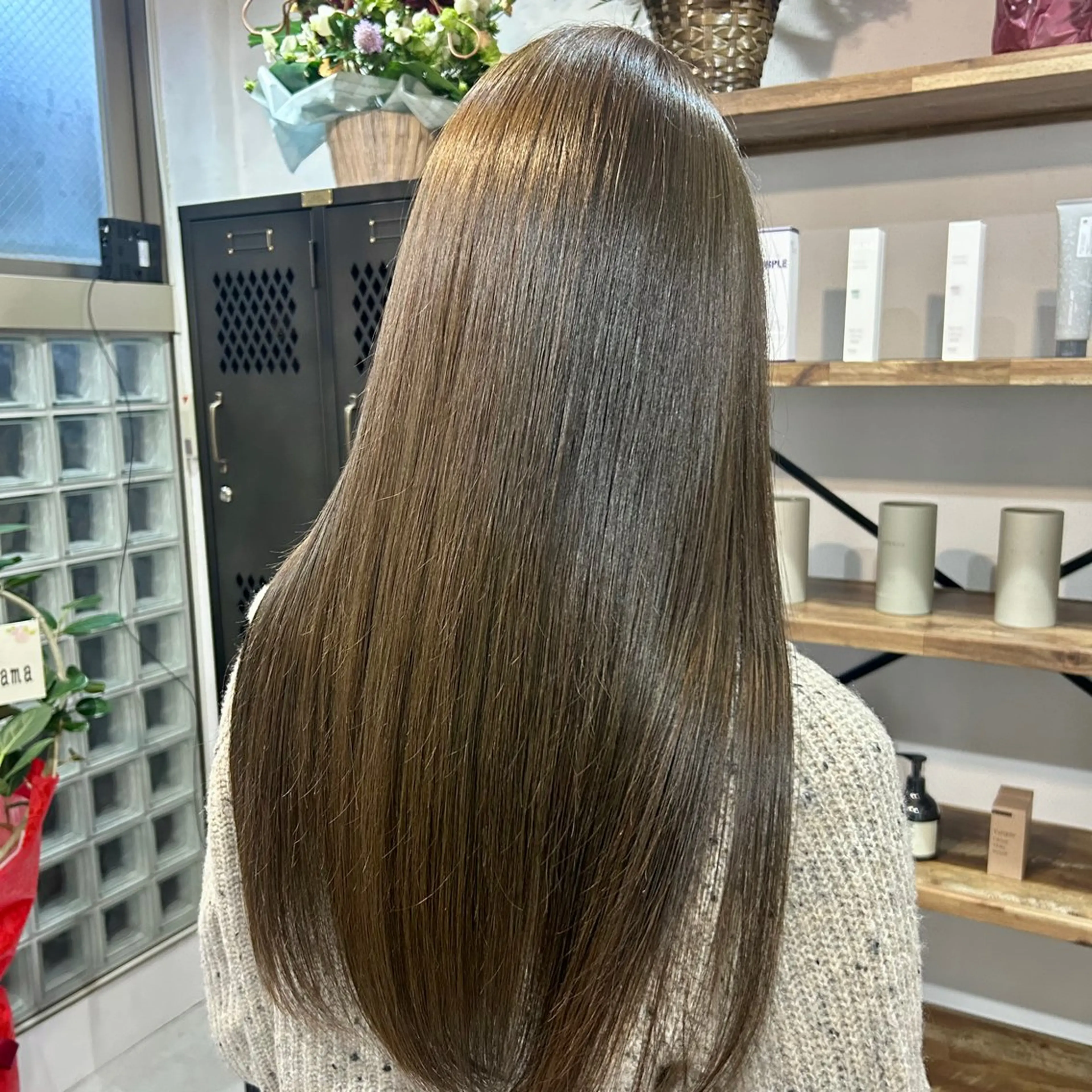 セミロング カラー パーマ カット ヘアカラー 縮毛矯正 3tuba Nahoのヘアスタイル