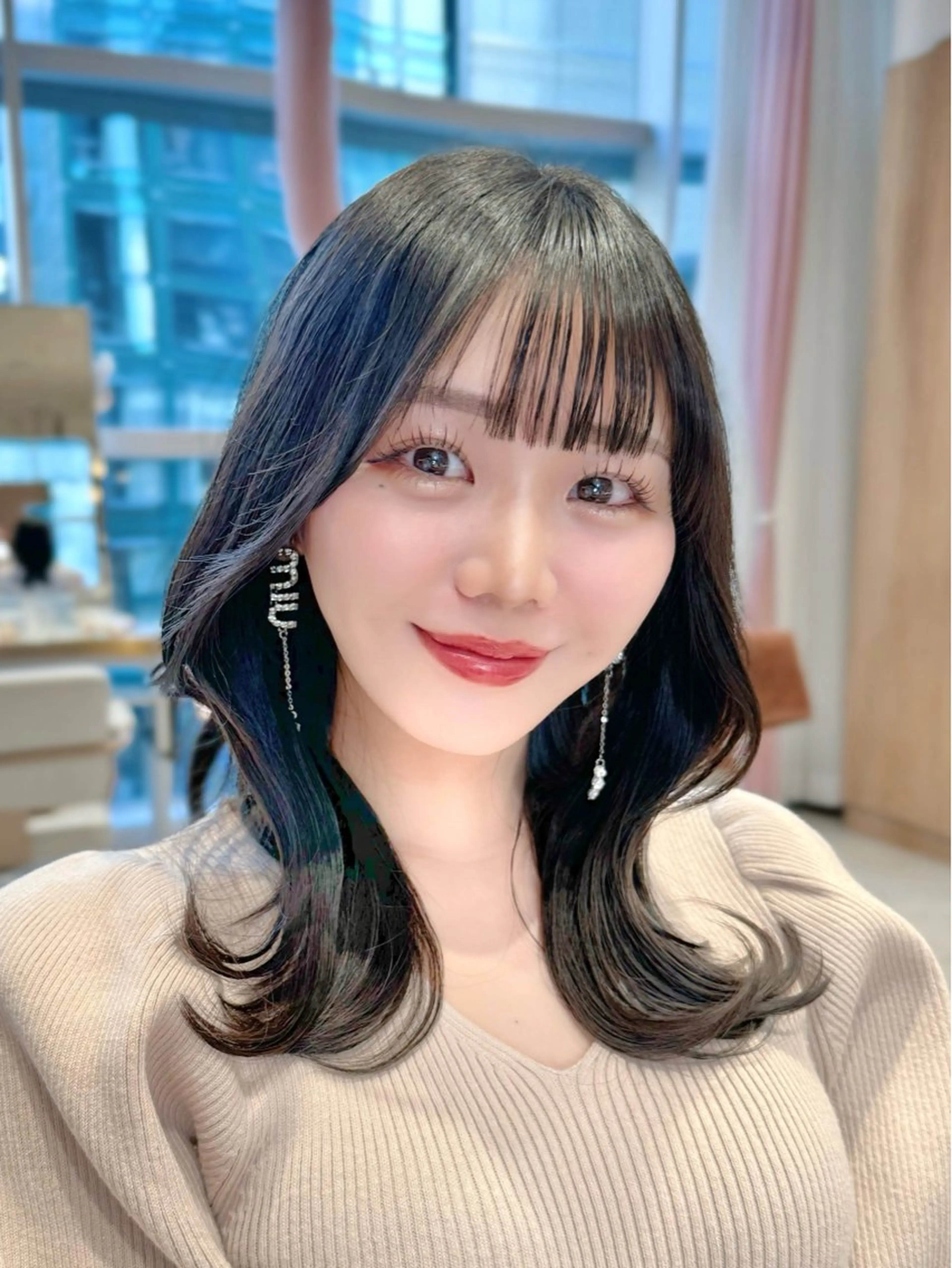 セミロング カラー カット ヘアカラー トリートメント ヘッドスパ ヘアセット 韓国ヘア/レイヤー/ 顔まわり/りょーとのヘアスタイル