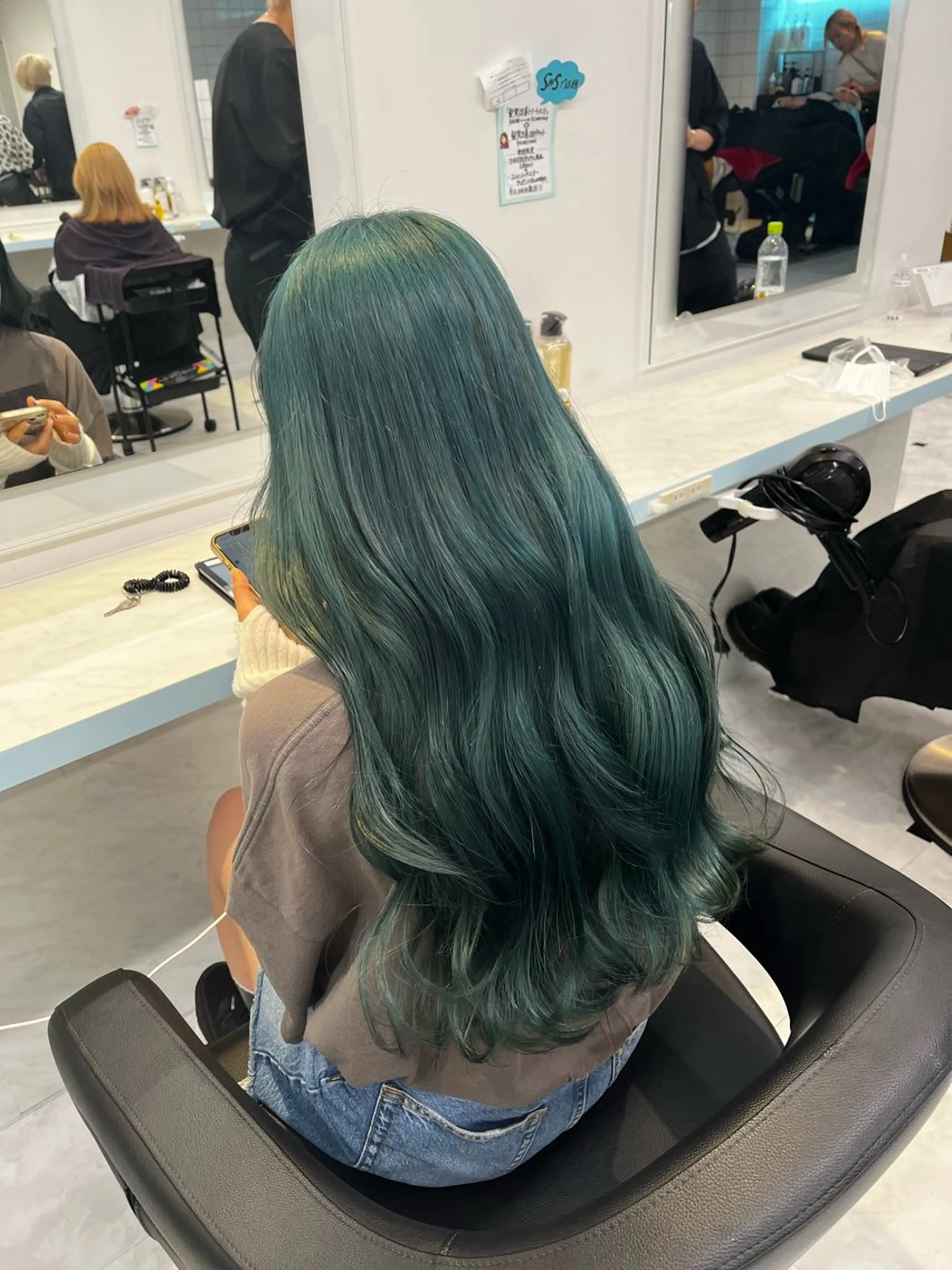 ロング カラー ヘアカラー ブリーチカラー 🩵MIZUKIのヘアスタイル