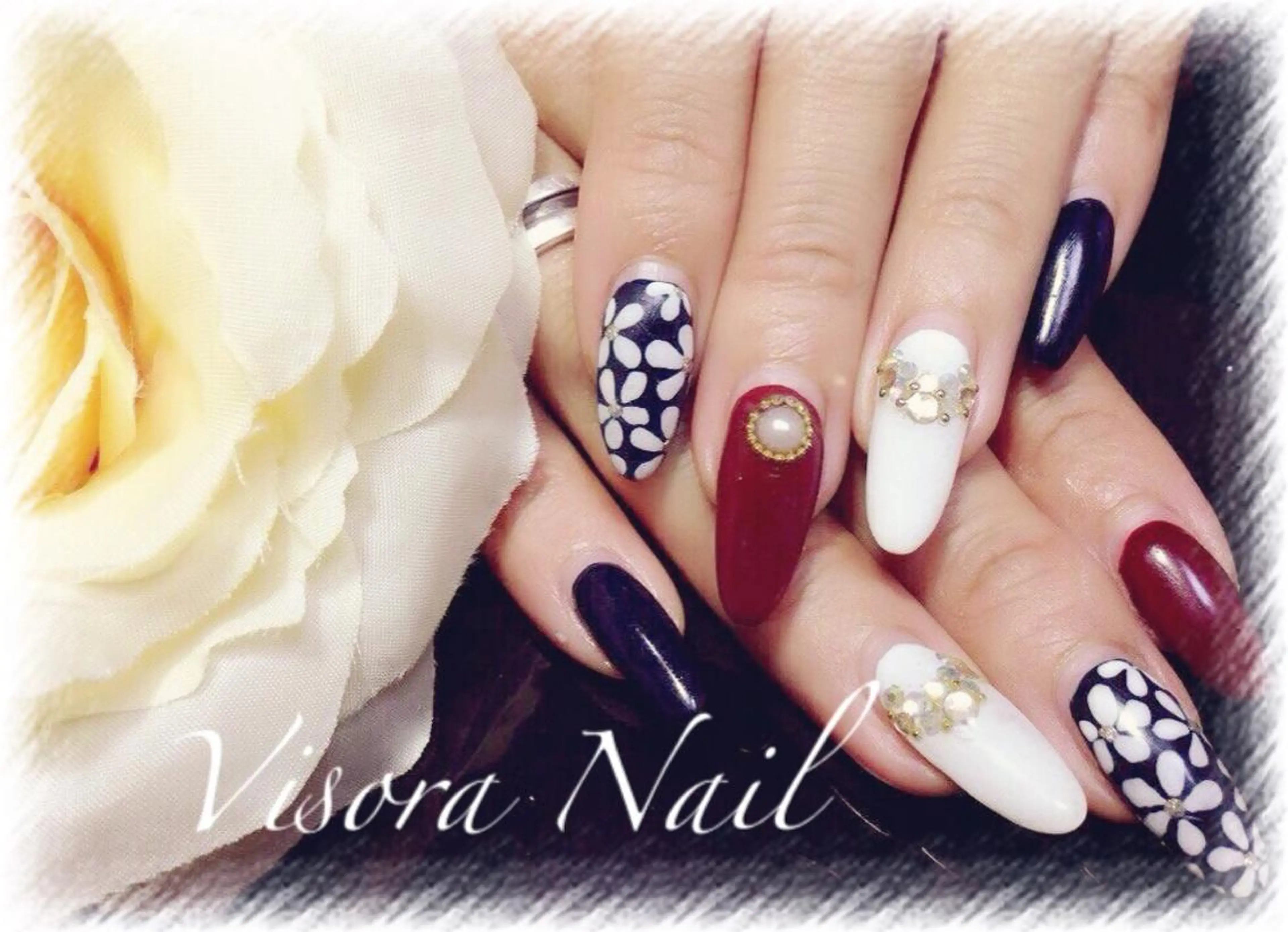 ネイル 美SORA ～ｳﾞｨｿﾗ～のネイルデザイン