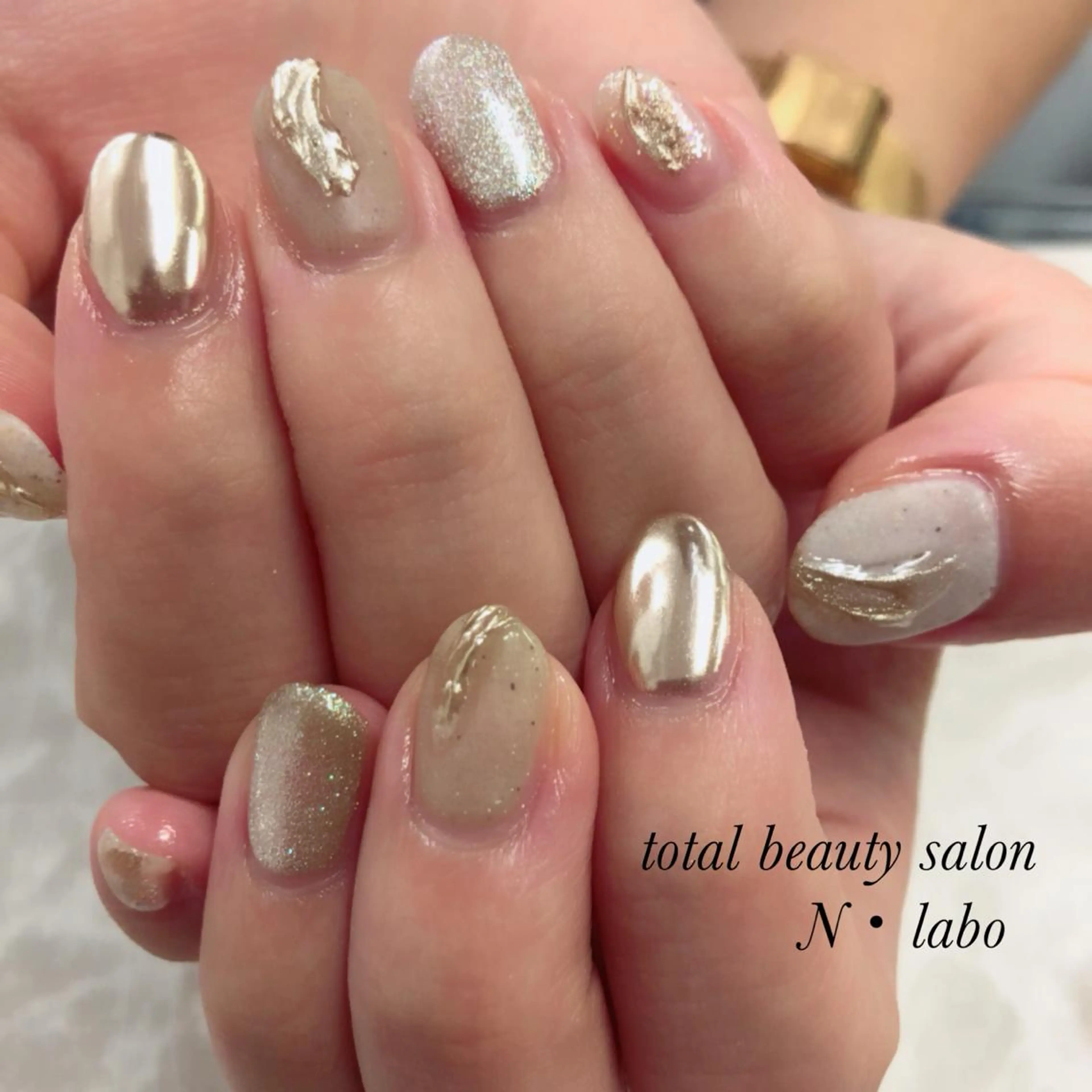 ネイル ジェルネイル マグネットネイル マットネイル ミラーネイル Gracias. rieのネイルデザイン