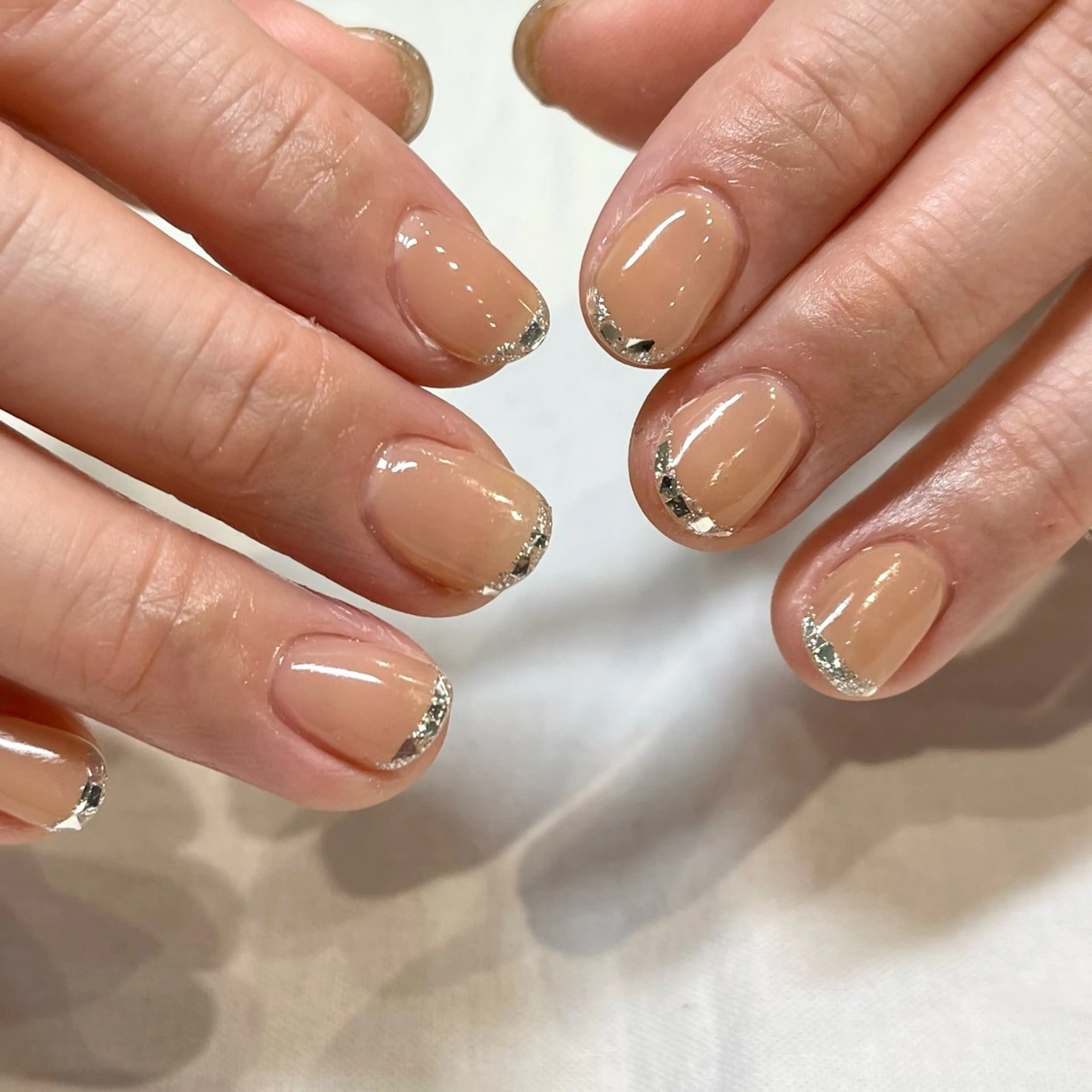 ネイル フレンチネイル ガラスフレンチ キラキラネイル nail room Hotori.のネイルデザイン