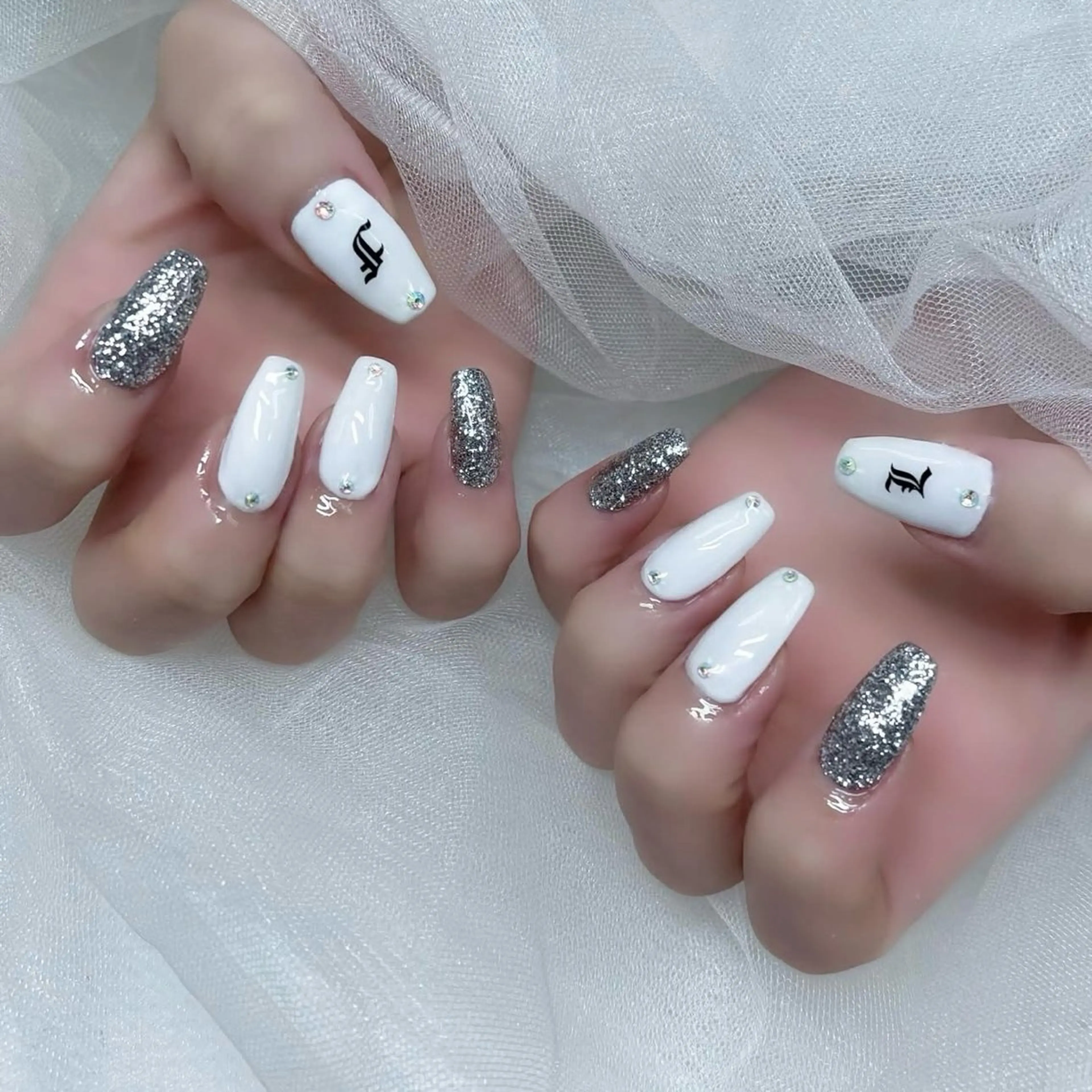 ネイル ハンドネイル 中野駅徒歩1分 ミオのネイルデザイン