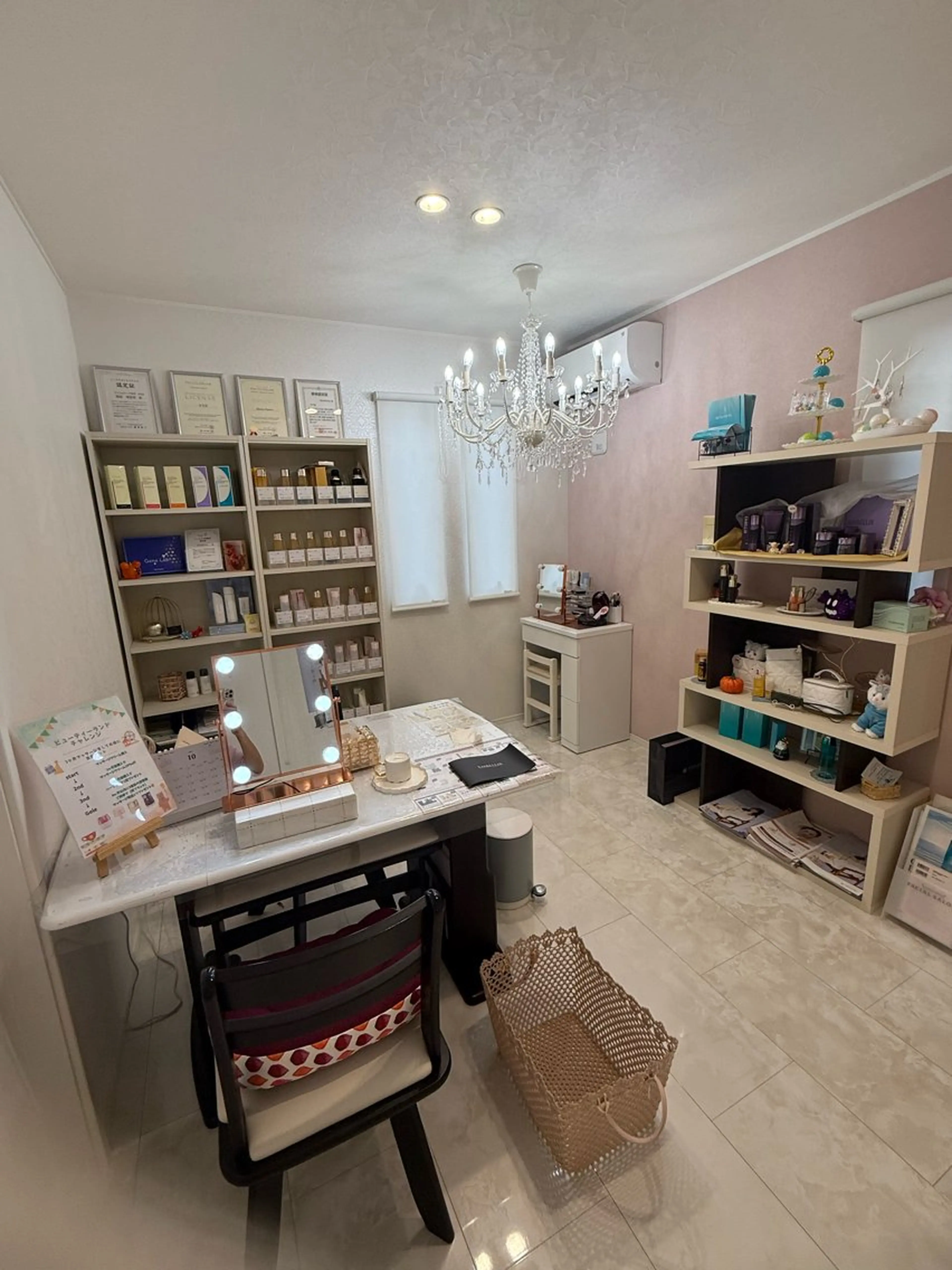 肌質改善サロン 来店プレゼントありのエステ・リラクイメージ