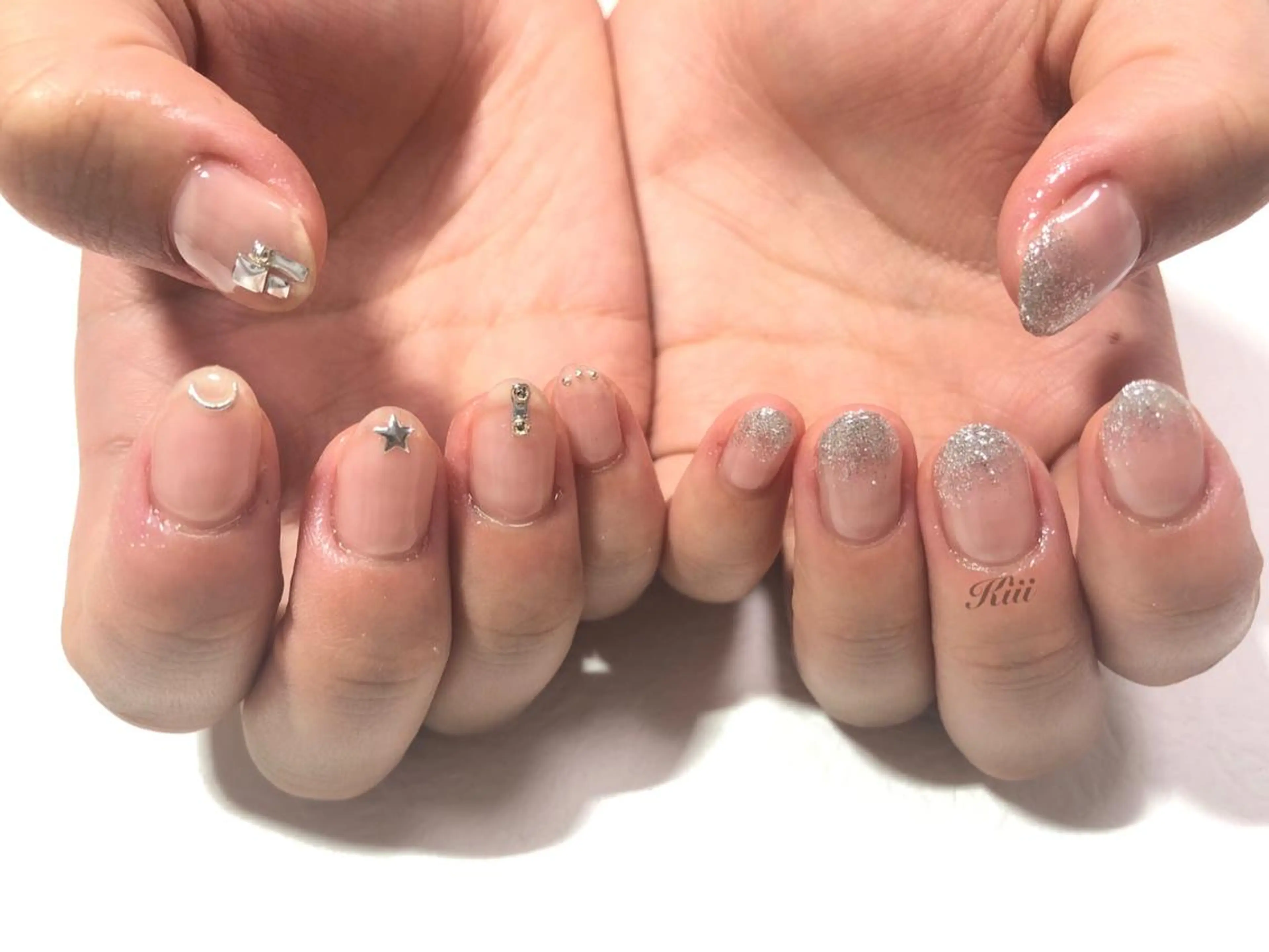 ネイル クリアネイル ハンドネイル フットネイル kiii.__ ✴︎*のネイルデザイン