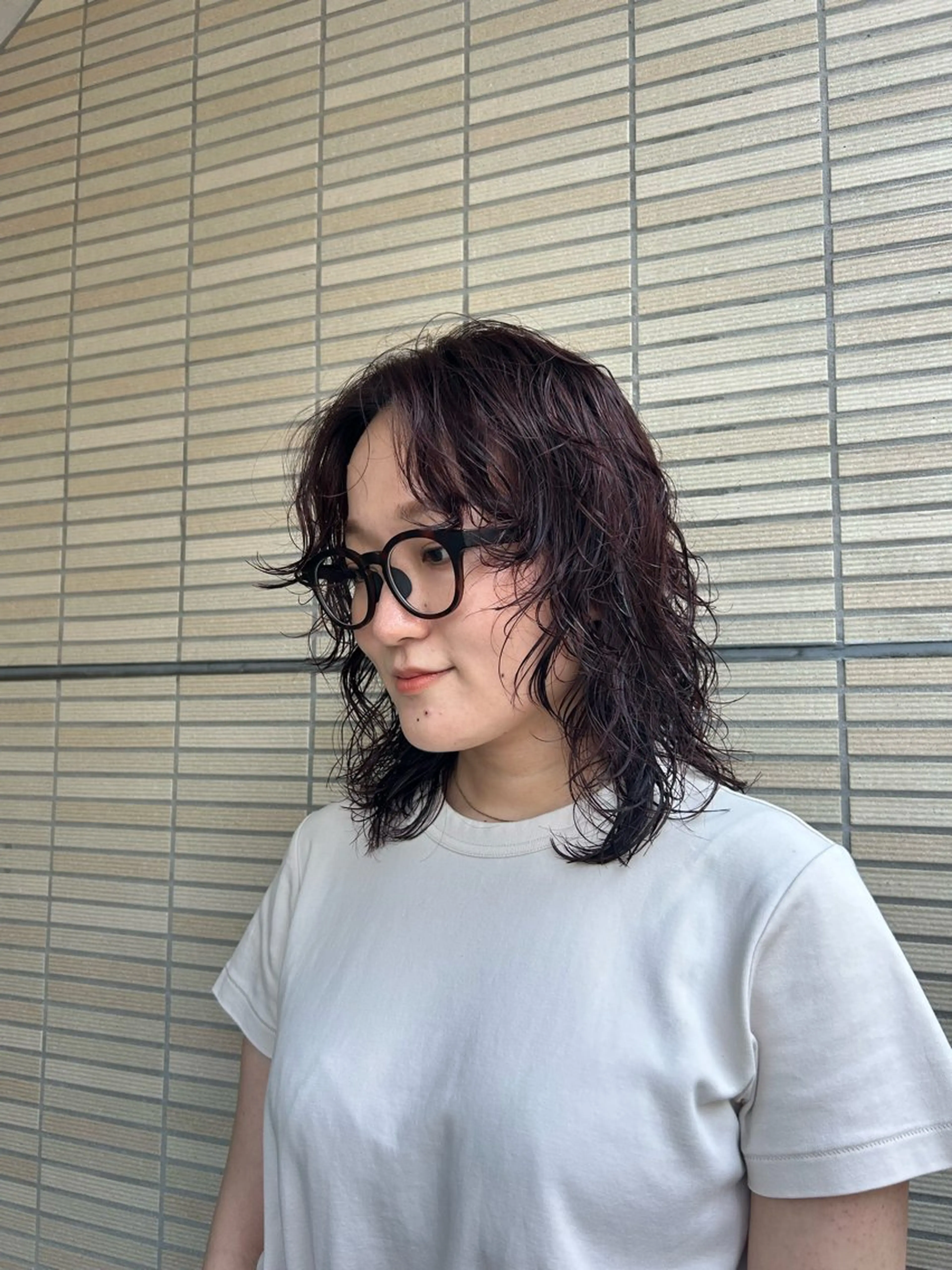 ミディアム カラー パーマ ミディアムパーマ バイオレットカラー ayano/パーマ/ 暖色カラーのヘアスタイル