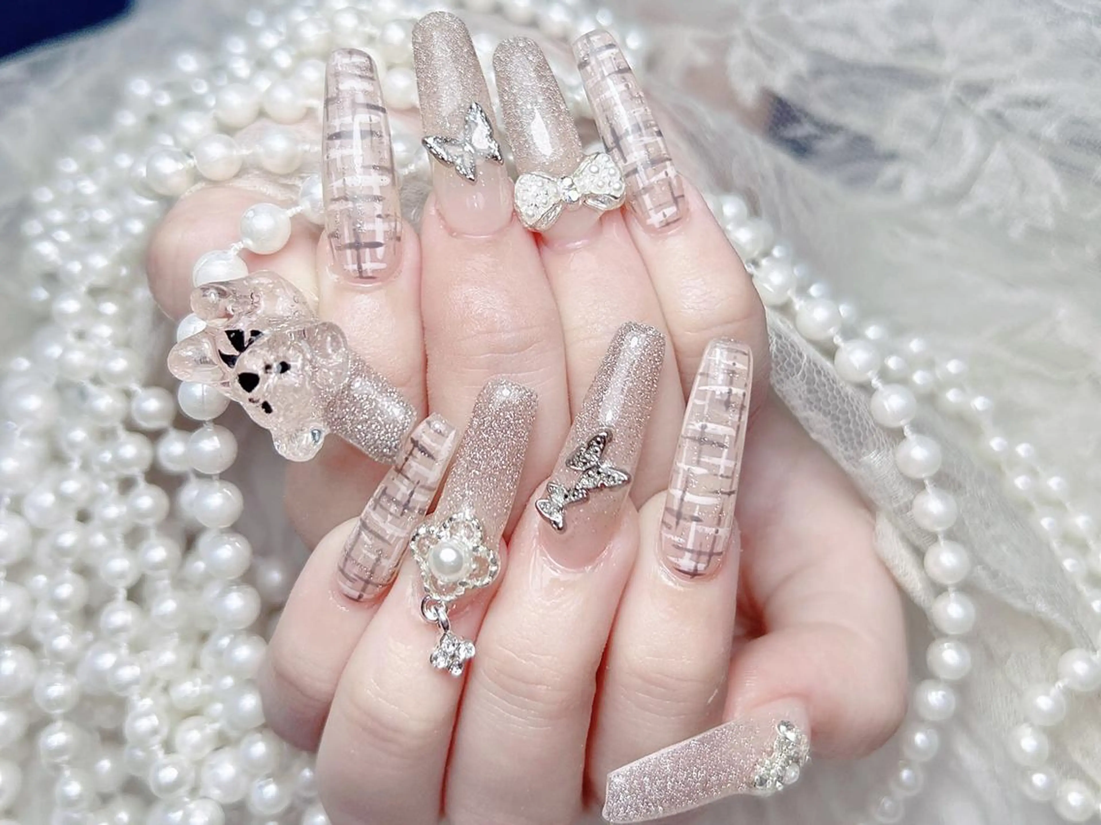 ネイル リリ 奈🎀のネイルデザイン