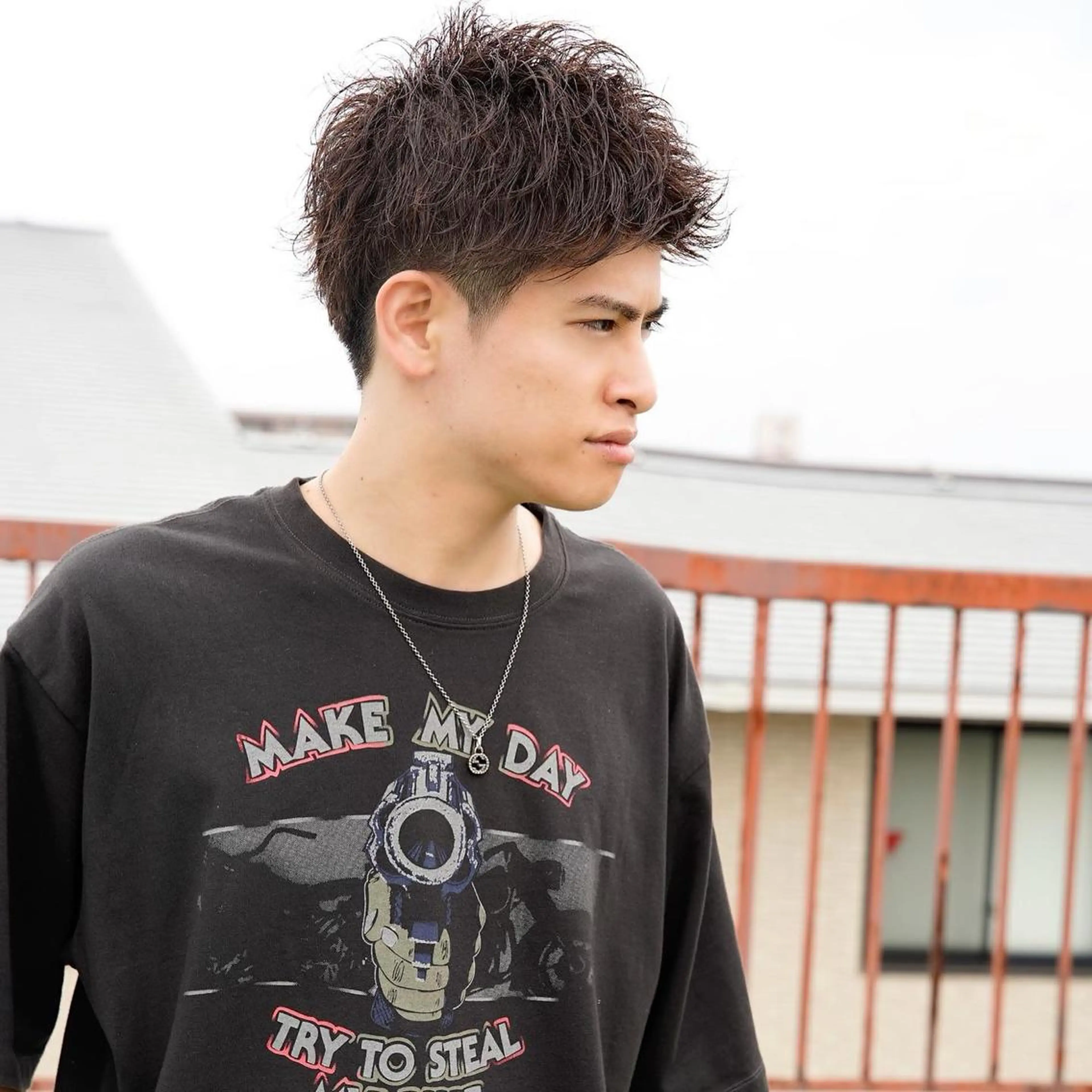 ショート カラー メンズ 刈り上げ メンズヘア特化 崎田 成人のヘアスタイル