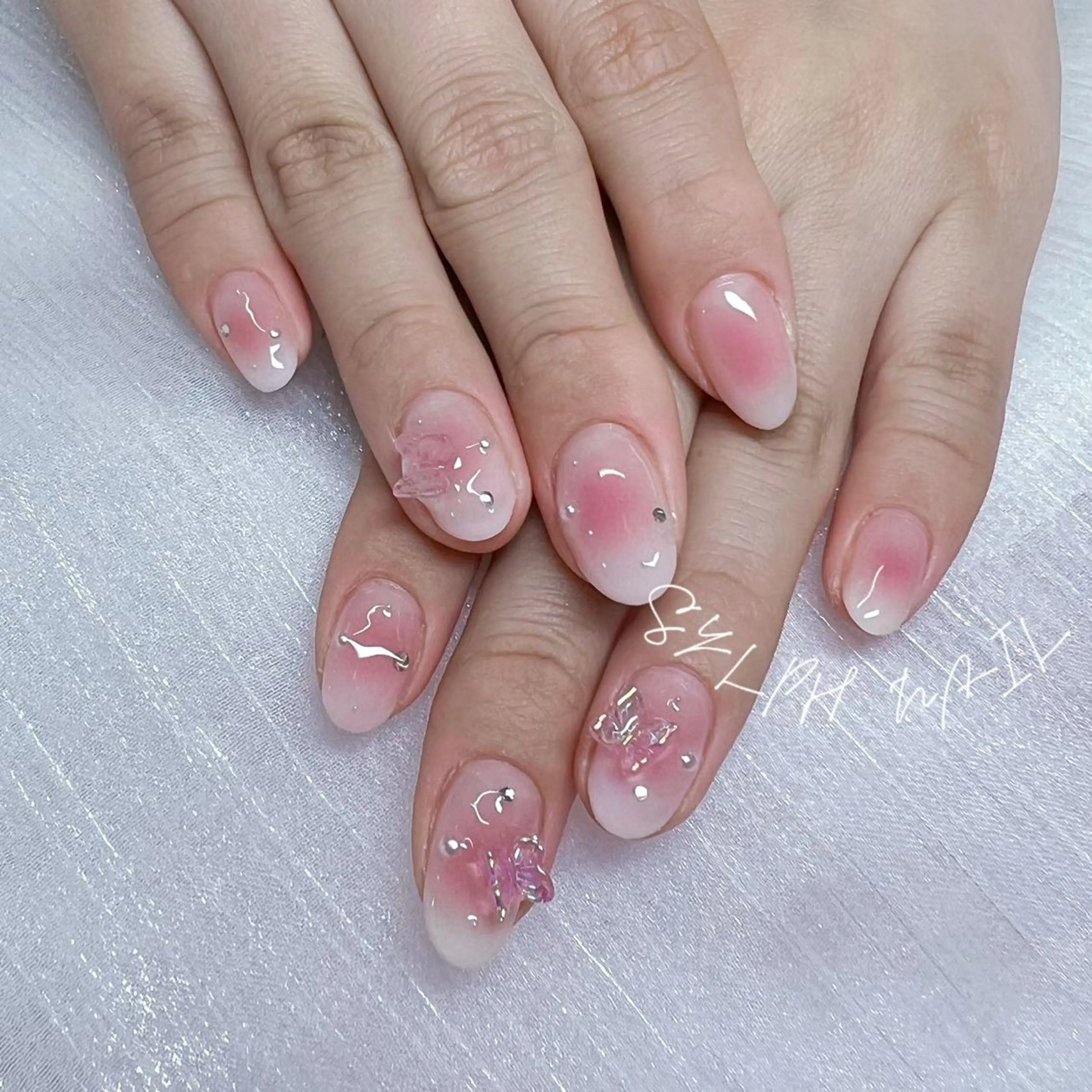 ネイル Trend Nail シルフのネイルデザイン