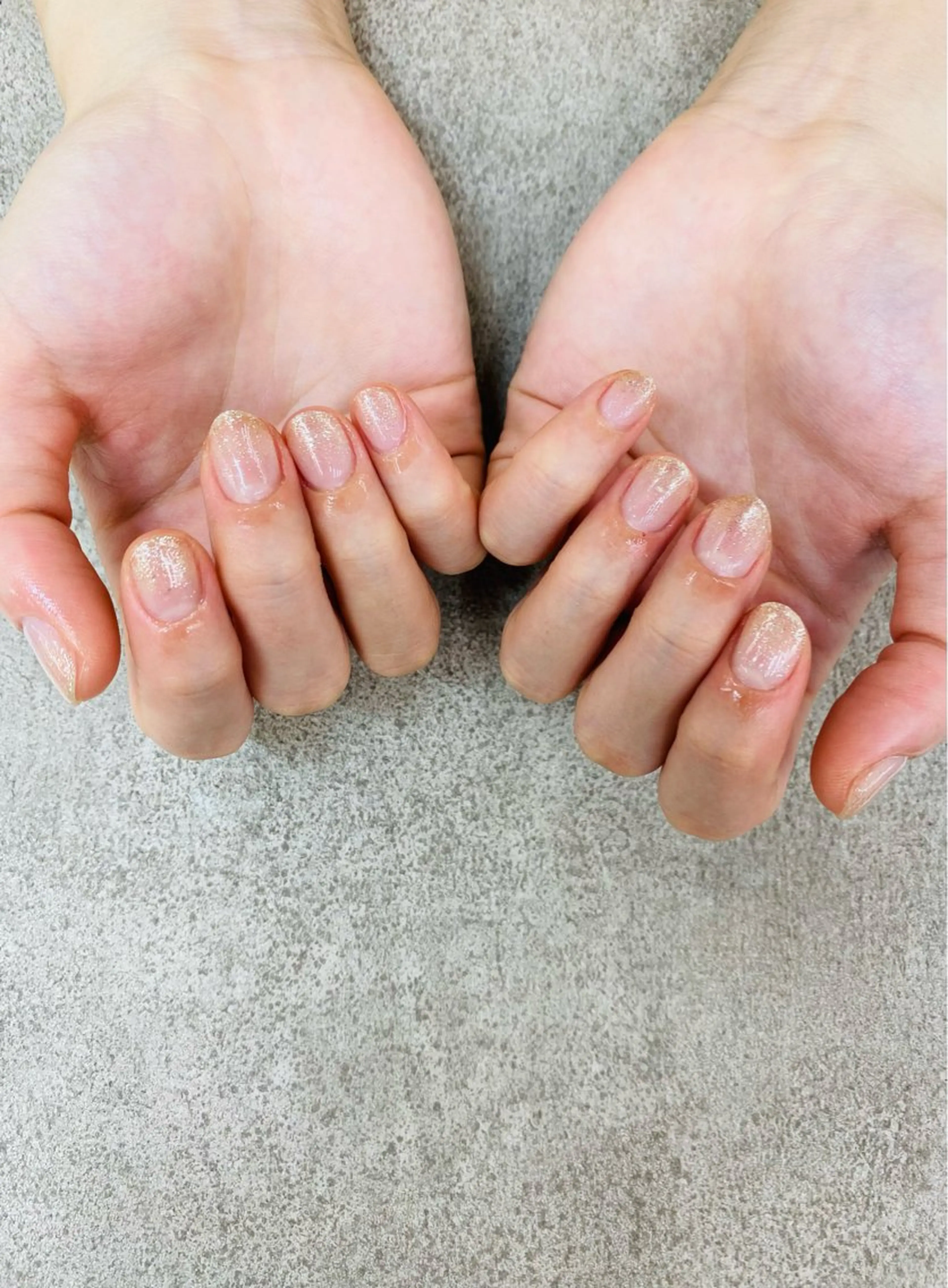 ネイル グラデーション ラメ(グリッター) ラメグラデーション MAXKELLY AIのネイルデザイン