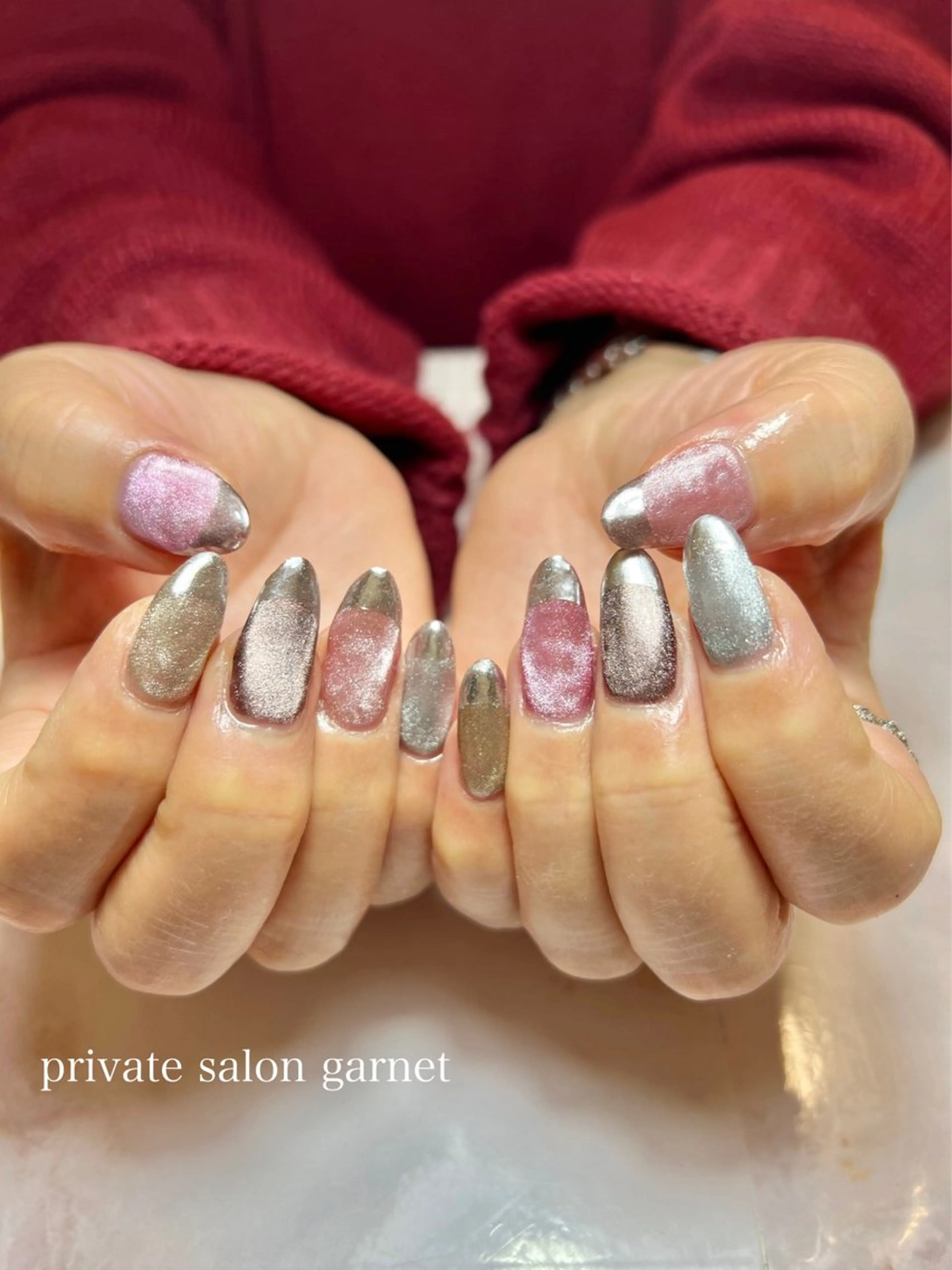 ネイル フレンチネイル マグネットネイル マグネットフレンチ ハンドネイル Garnet nailのネイルデザイン